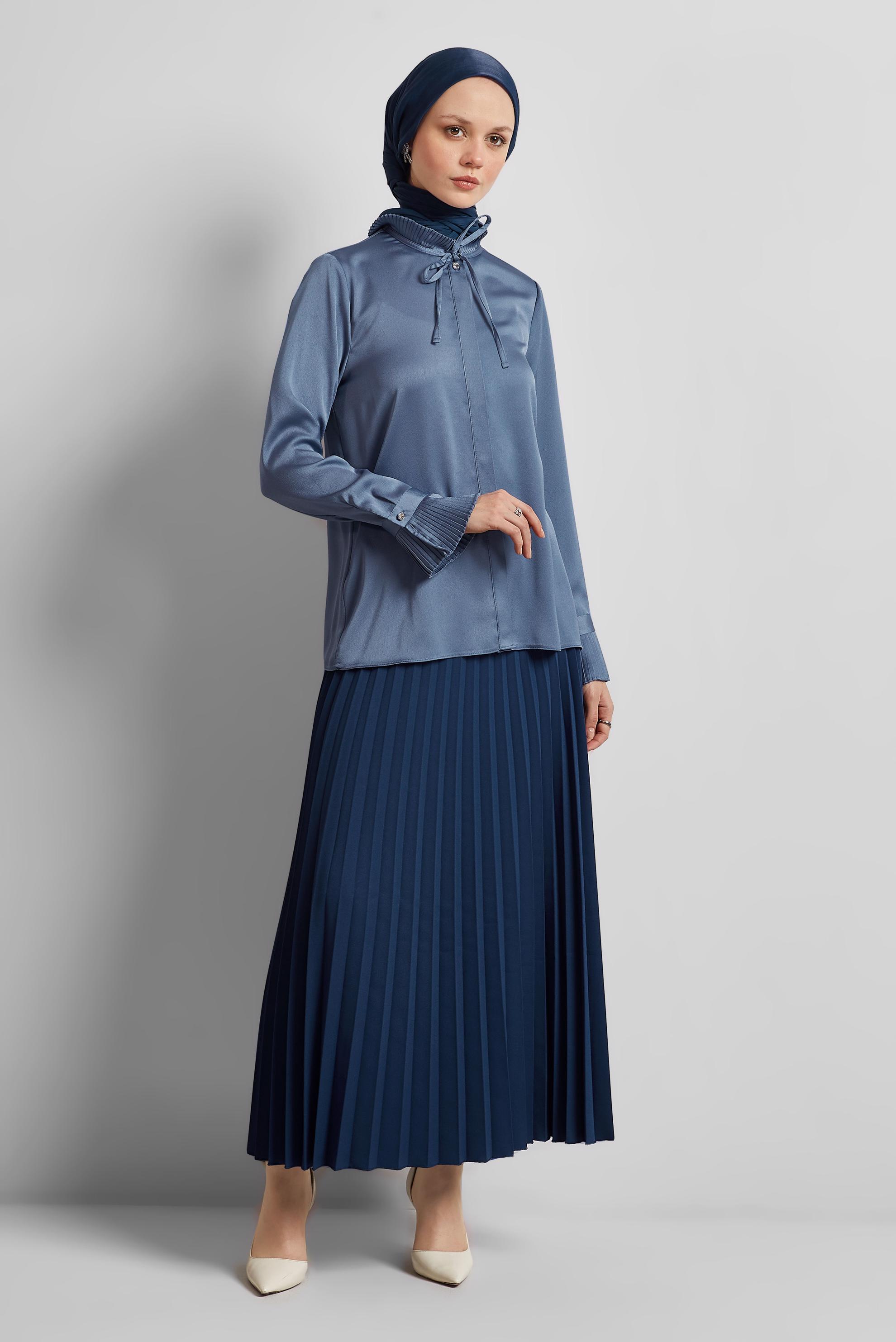 Tesettür giyim LACİVERT YAKASI BAĞCIKLI SATEN BLUZ 44762