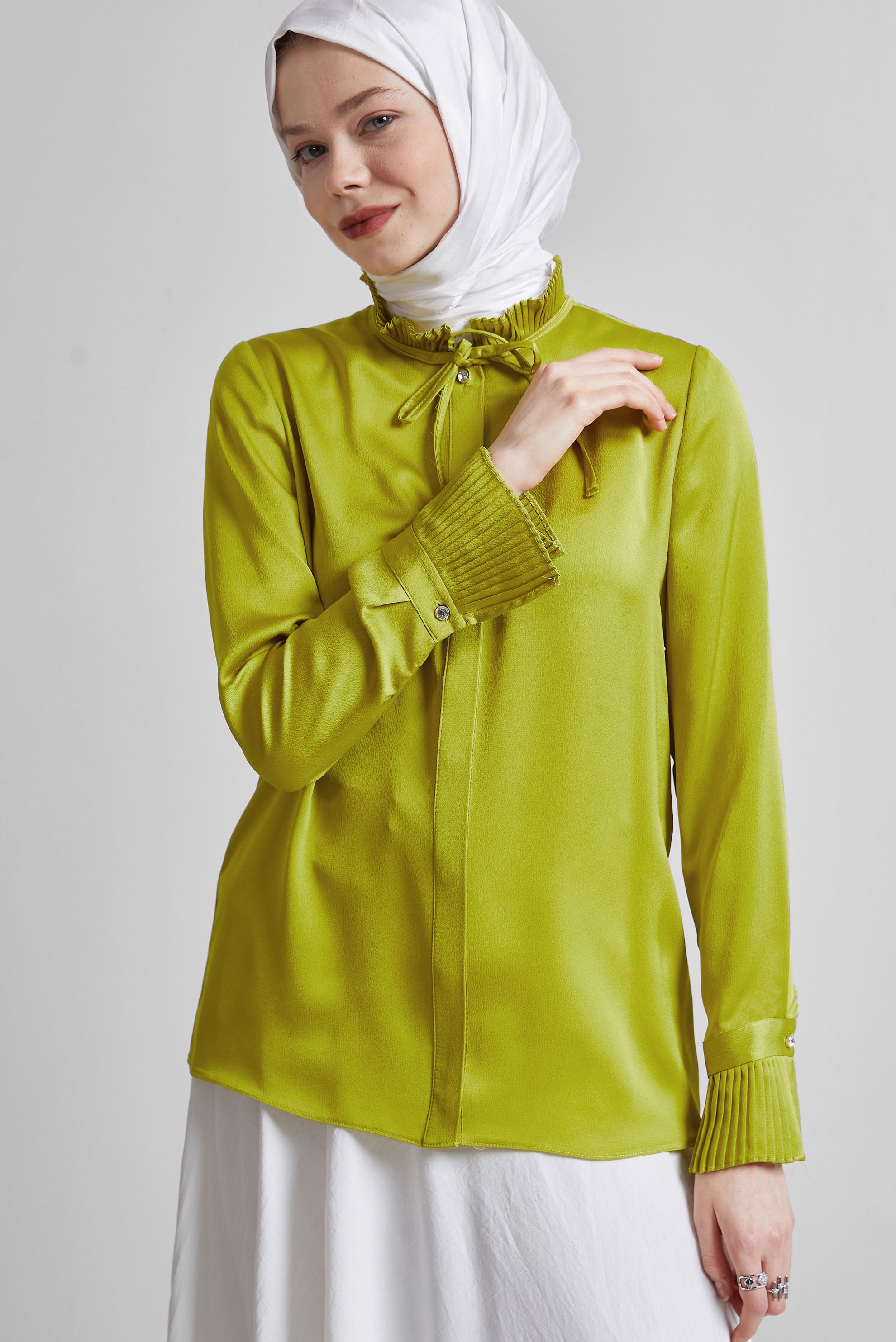 Tesettür giyim YEŞİL YAKASI BAĞCIKLI SATEN BLUZ 44762