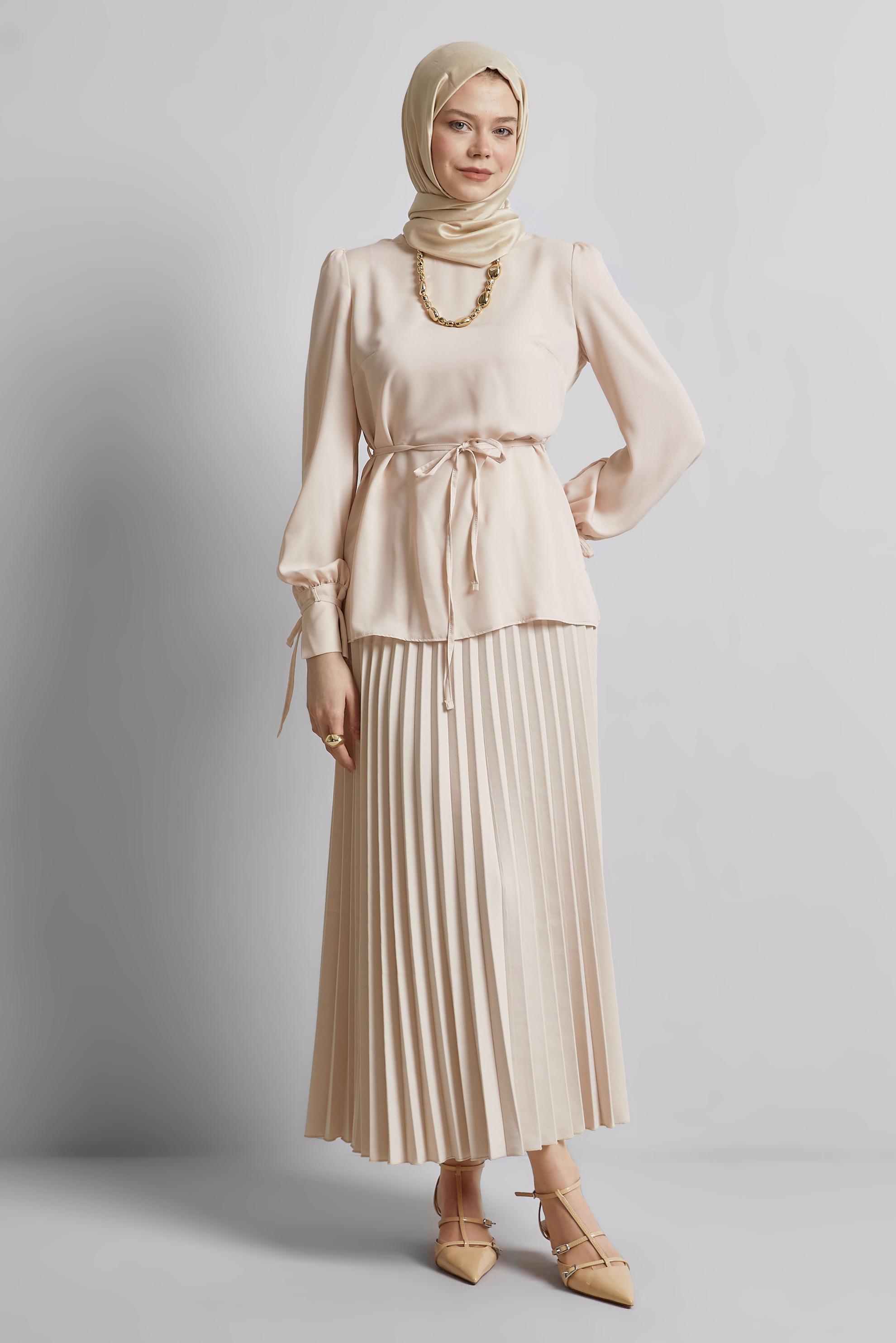 Tesettür giyim BEJ BAĞCIK DETAYLI BLUZ 45343