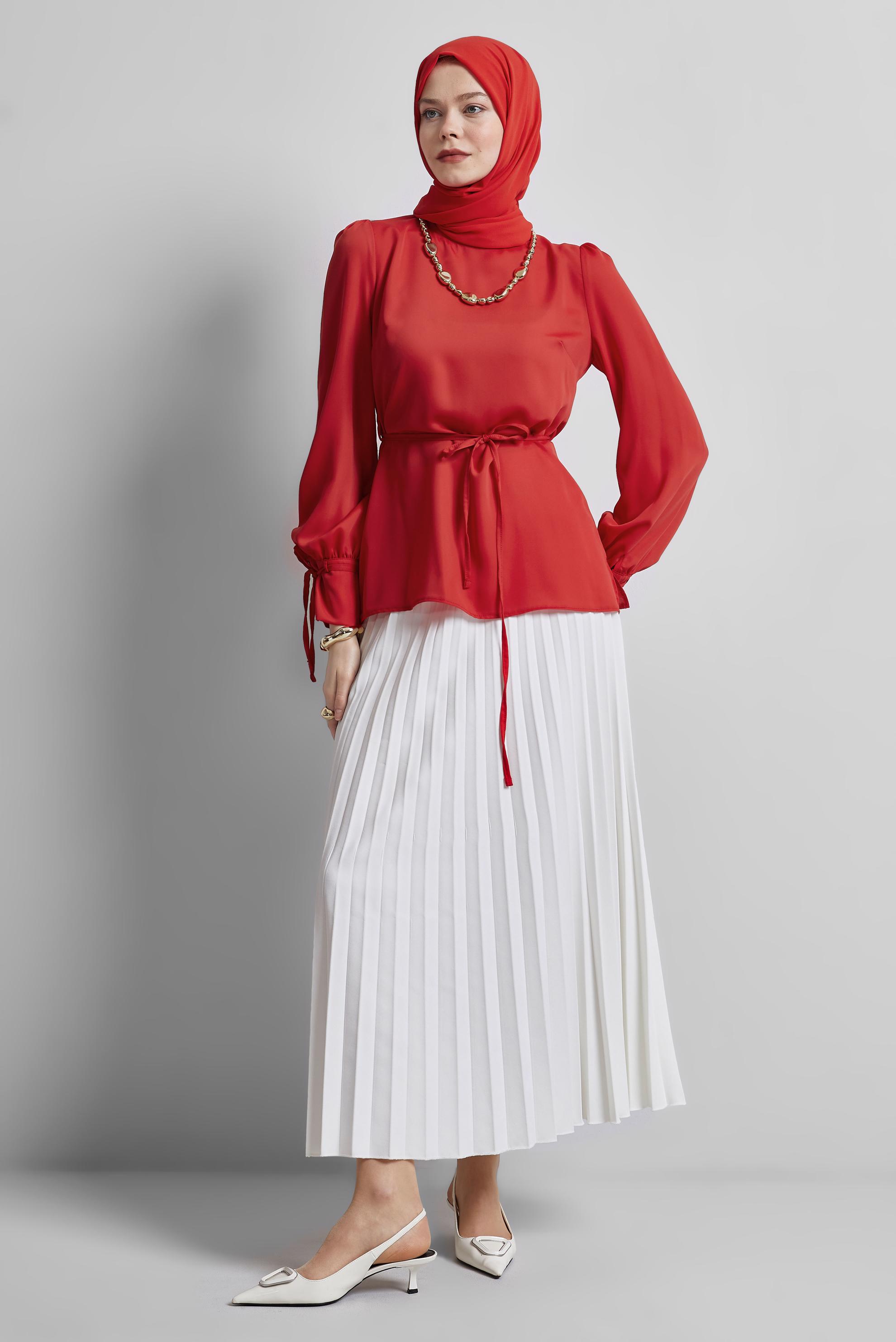 Tesettür giyim KIRMIZI BAĞCIK DETAYLI BLUZ 45343