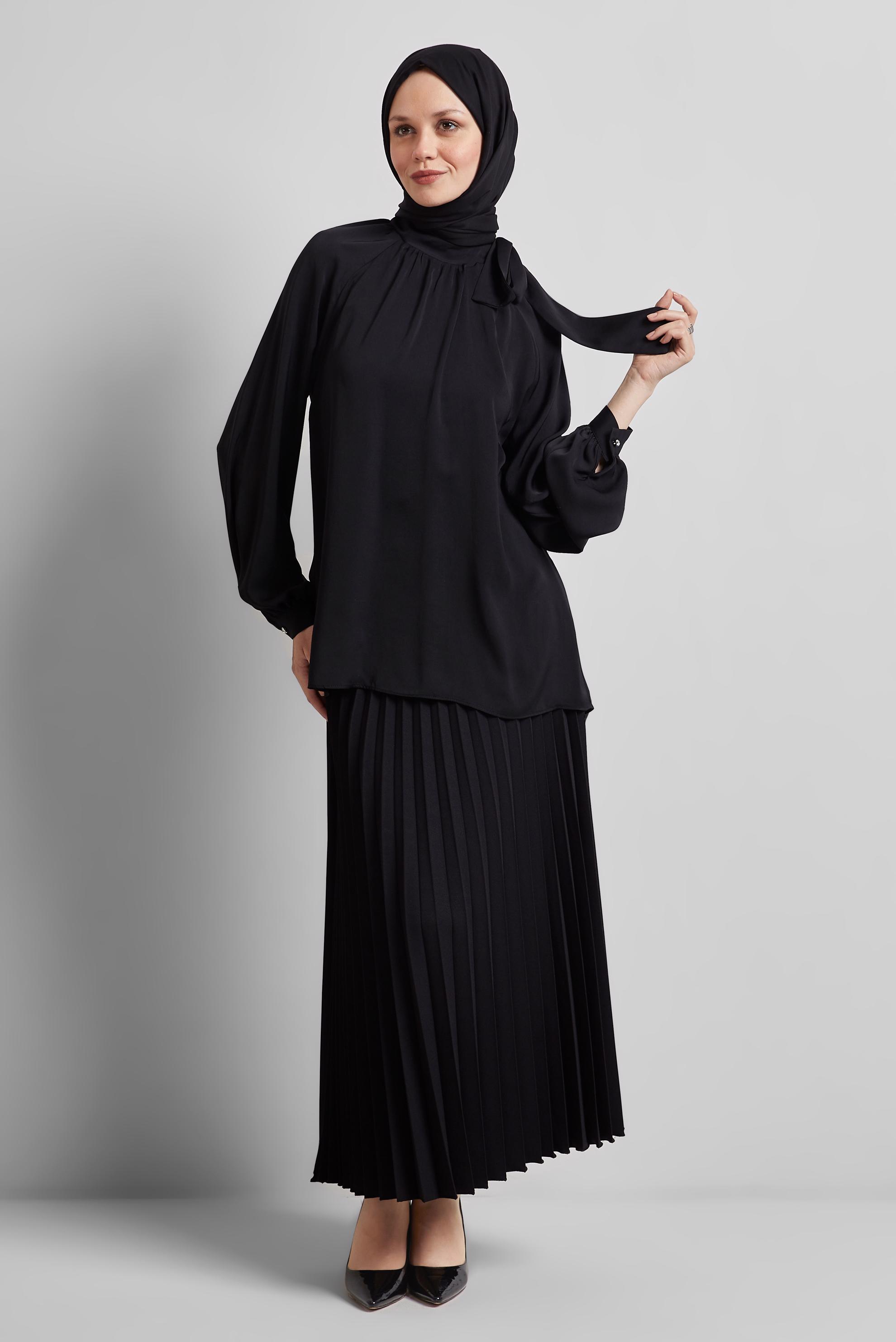 Tesettür giyim SİYAH BAĞLAMA DETAYLI BLUZ 45394