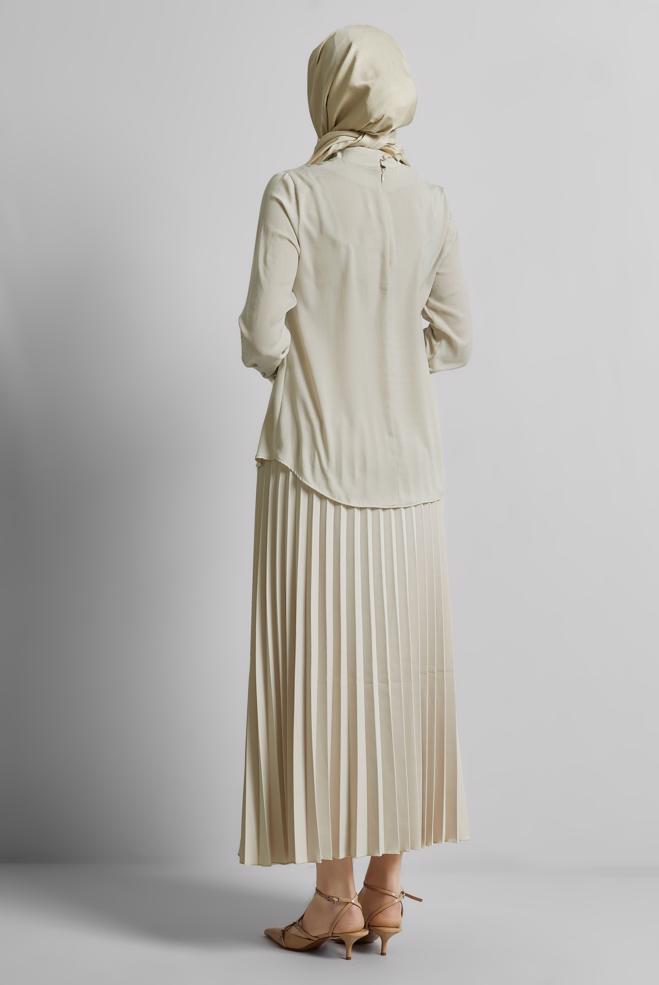 Tesettür giyim BEJ YAKASI BAĞLAMA DETAYLI BLUZ 45395 - ALVİNA