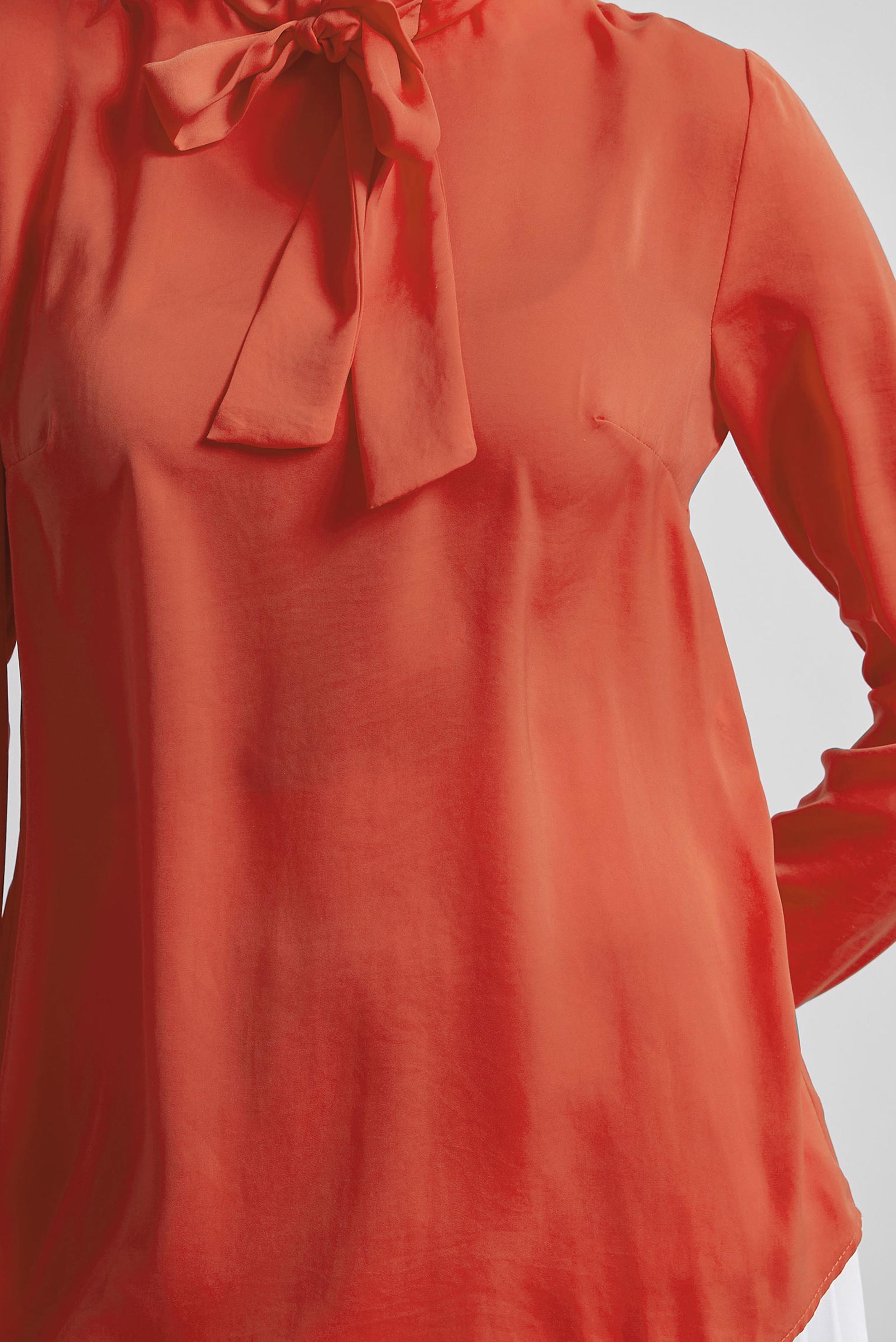 Tesettür giyim KIRMIZI YAKASI BAĞLAMA DETAYLI BLUZ 45395