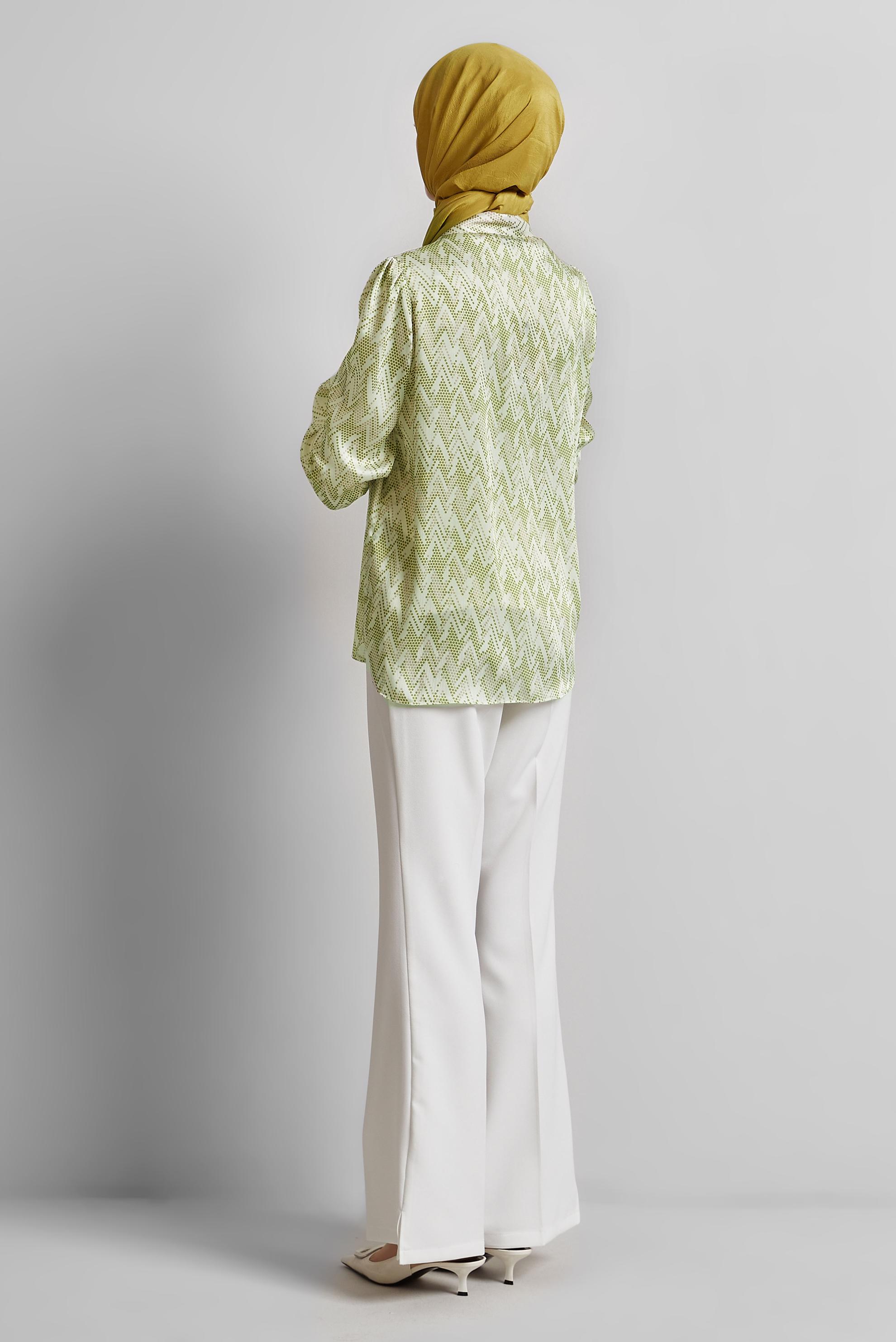 Tesettür giyim YEŞİL DESENLİ SATEN BLUZ 45430