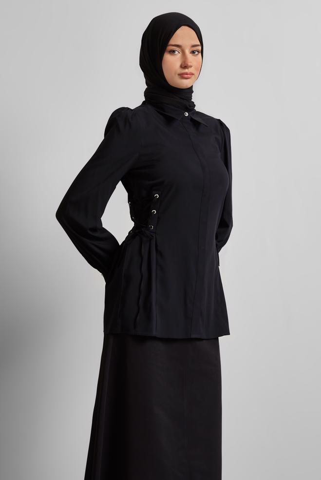 Tesettür giyim SİYAH BAĞCIK DETAYLI BLUZ 45498 - ALVİNA