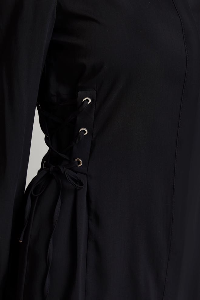 Tesettür giyim SİYAH BAĞCIK DETAYLI BLUZ 45498 - ALVİNA