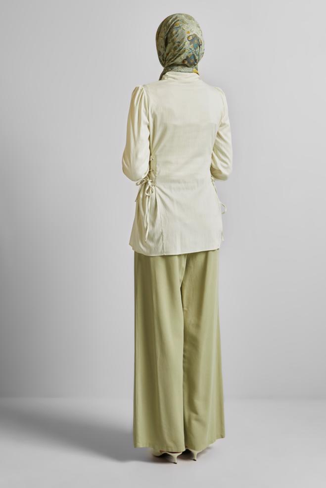 Tesettür giyim EKRU BAĞCIK DETAYLI BLUZ 45498 - ALVİNA