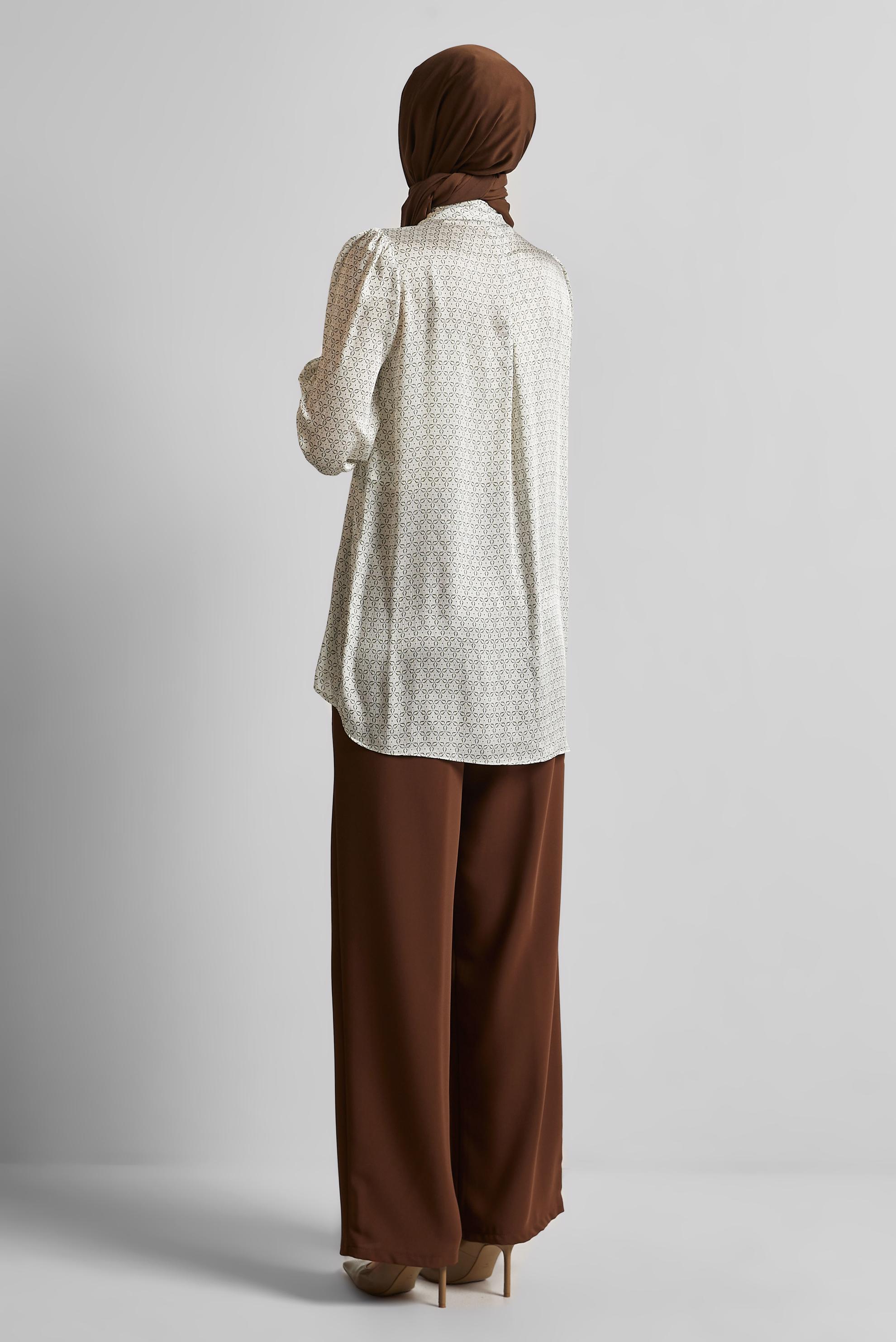 Tesettür giyim HAKİ DESENLİ SATEN BLUZ 45594