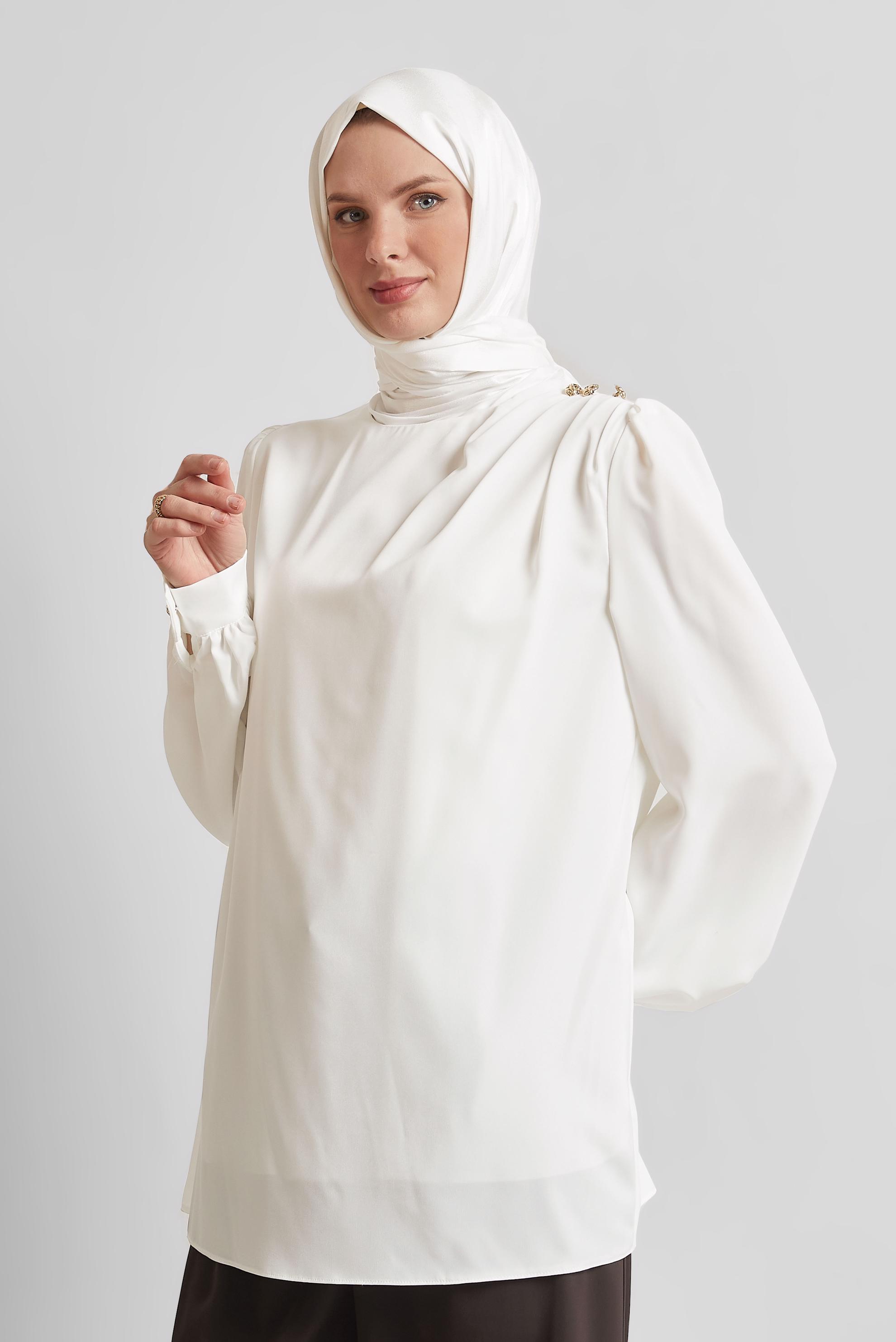 Tesettür giyim BEYAZ BİSİKLET YAKA BLUZ 45636