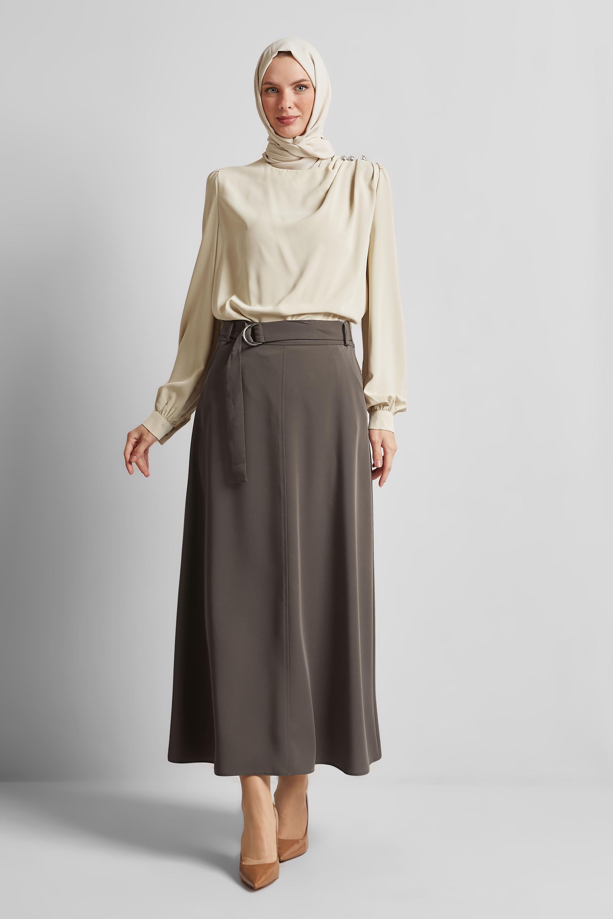 Hijab clothing BEIGE CREW-NECK BLOUSE 45636