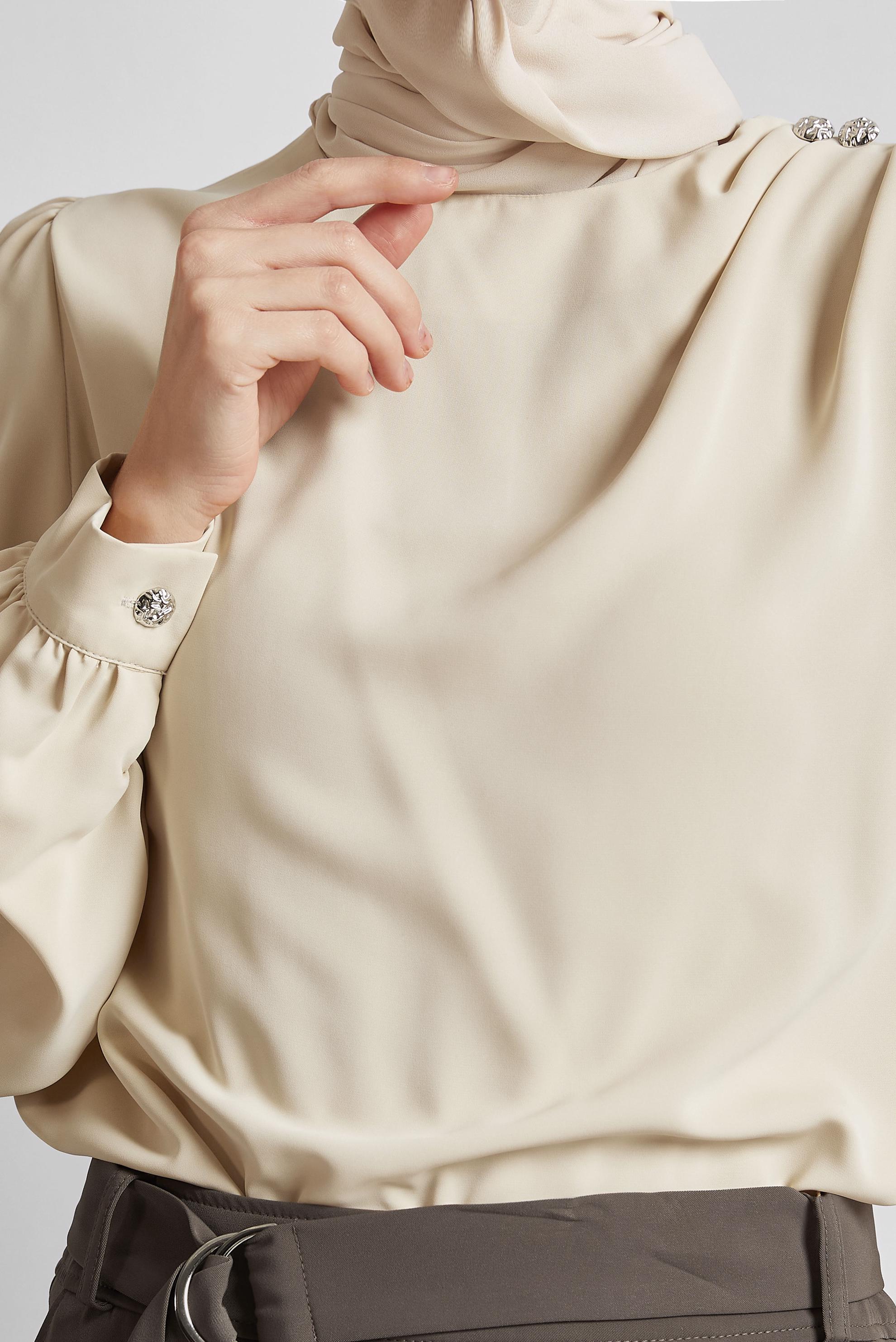 Hijab clothing BEIGE CREW-NECK BLOUSE 45636