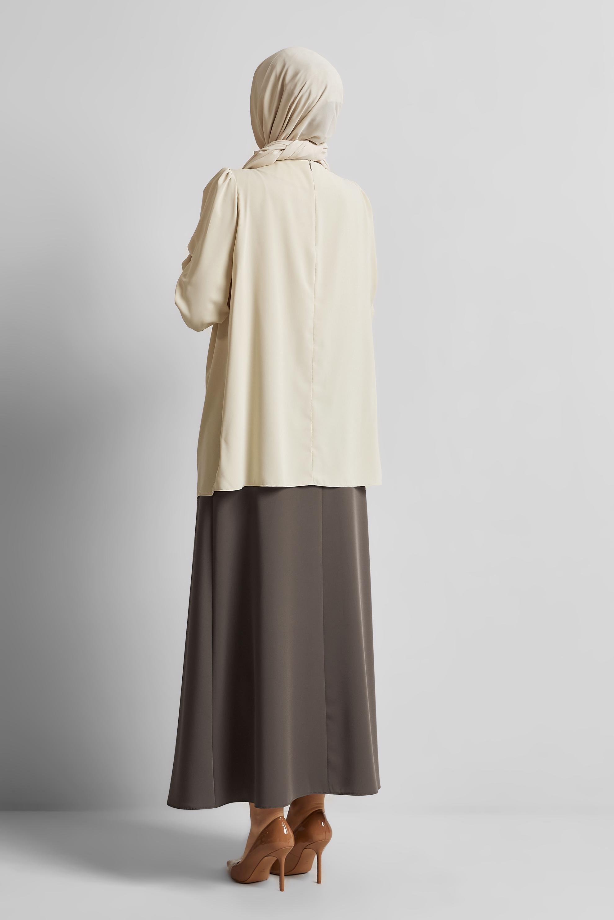 Hijab clothing BEIGE CREW-NECK BLOUSE 45636