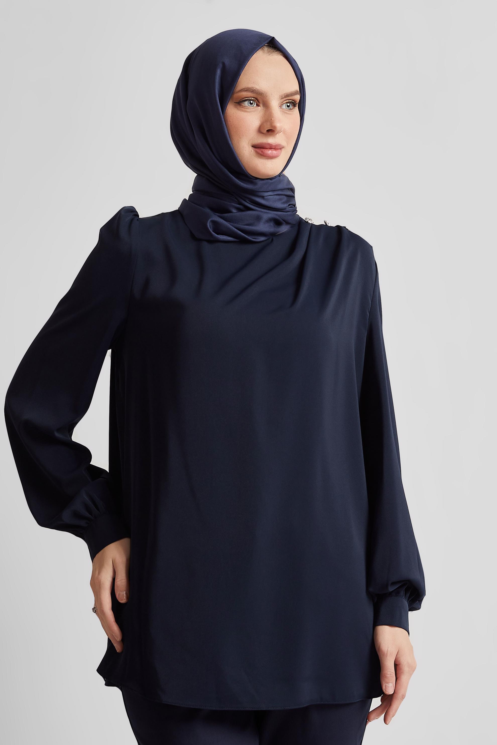Hijab clothing NAVY BLUE CREW-NECK BLOUSE 45636