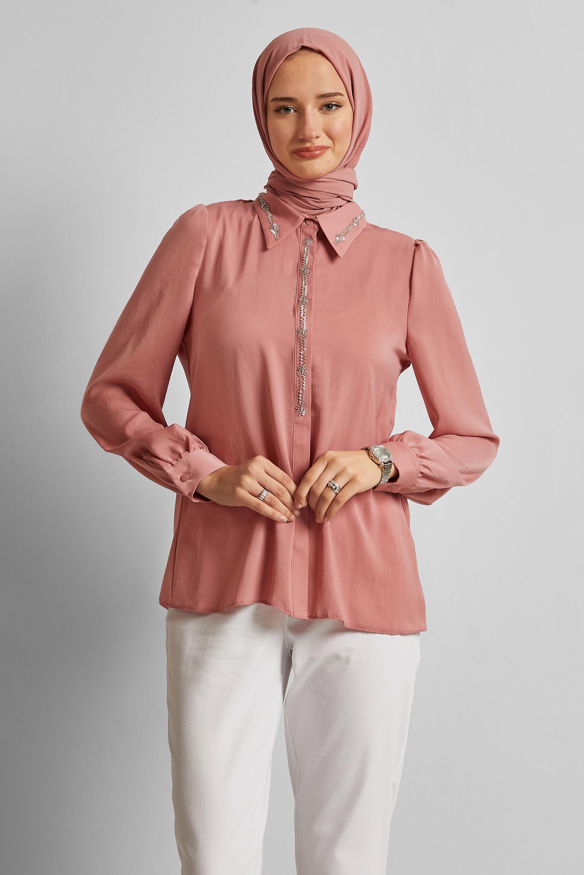 Tesettür giyim PUDRA TAŞ DETAYLI BLUZ 45682
