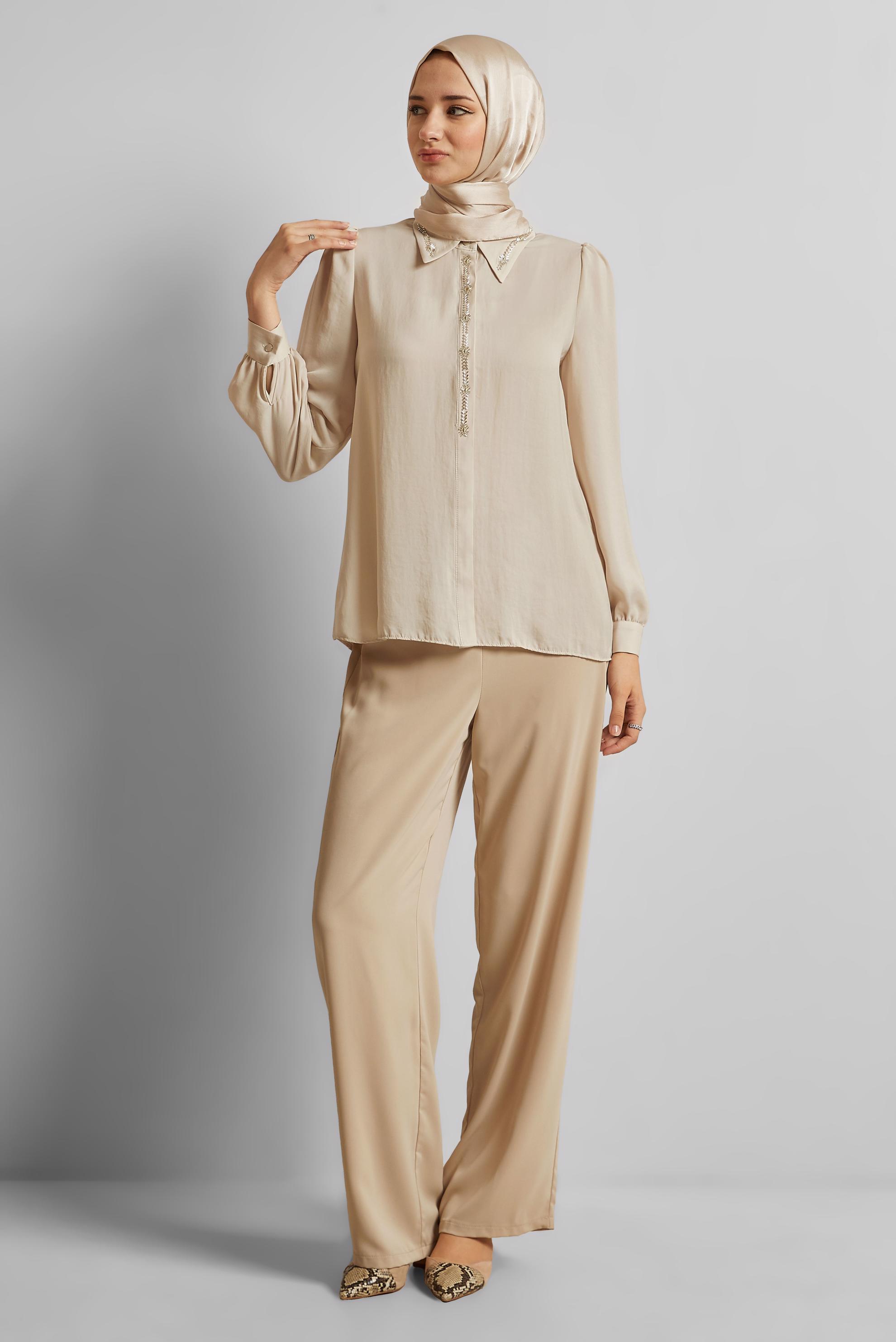 Tesettür giyim BEJ TAŞ DETAYLI BLUZ 45682