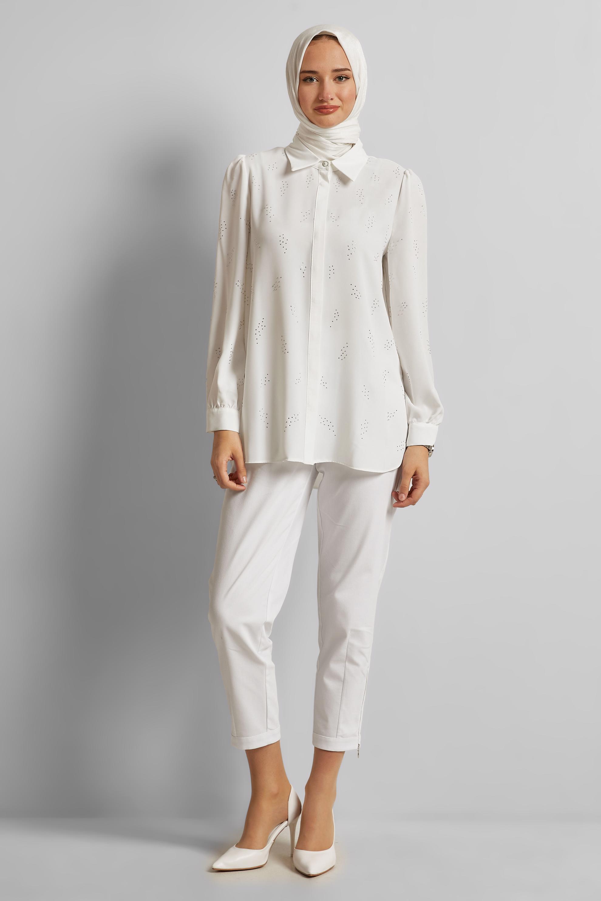 Tesettür giyim BEYAZ TAŞ BASKILI BLUZ 45721