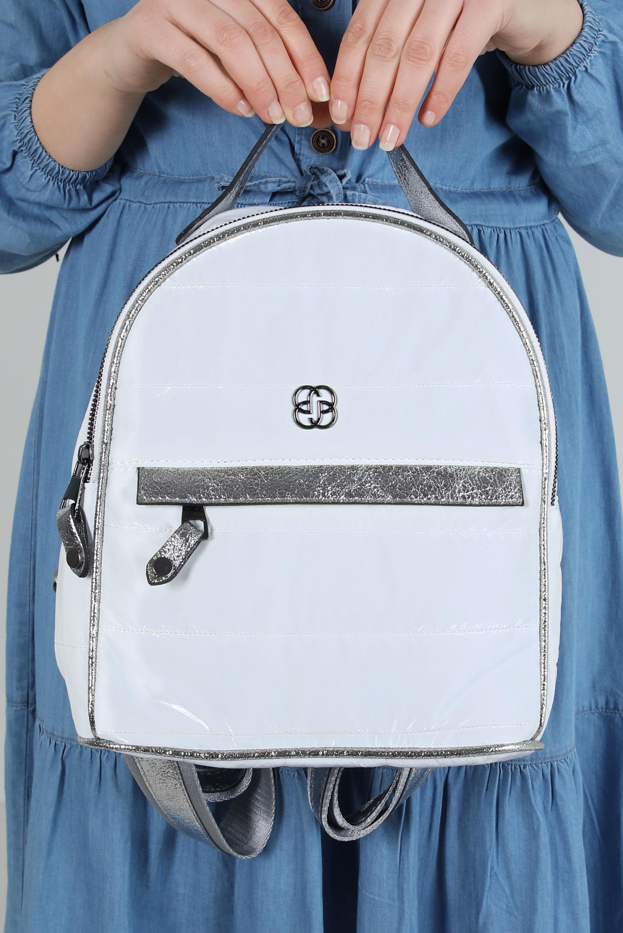 Tesettür giyim BEYAZ ALVİNA SIRT ÇANTASI 2089