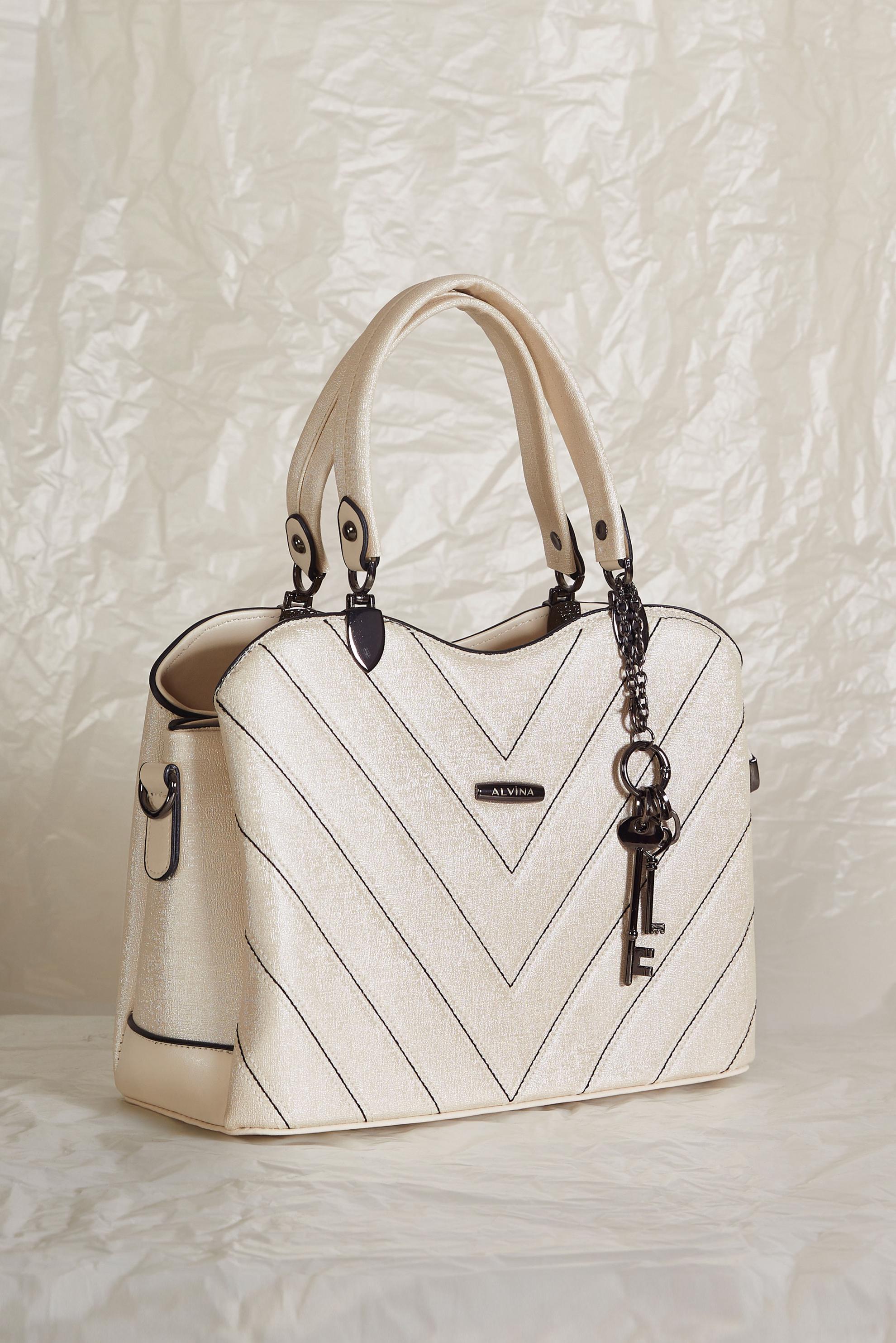 Tesettür giyim BEYAZ ALVİNA AKSESUAR DETAYLI ÇANTA 3045