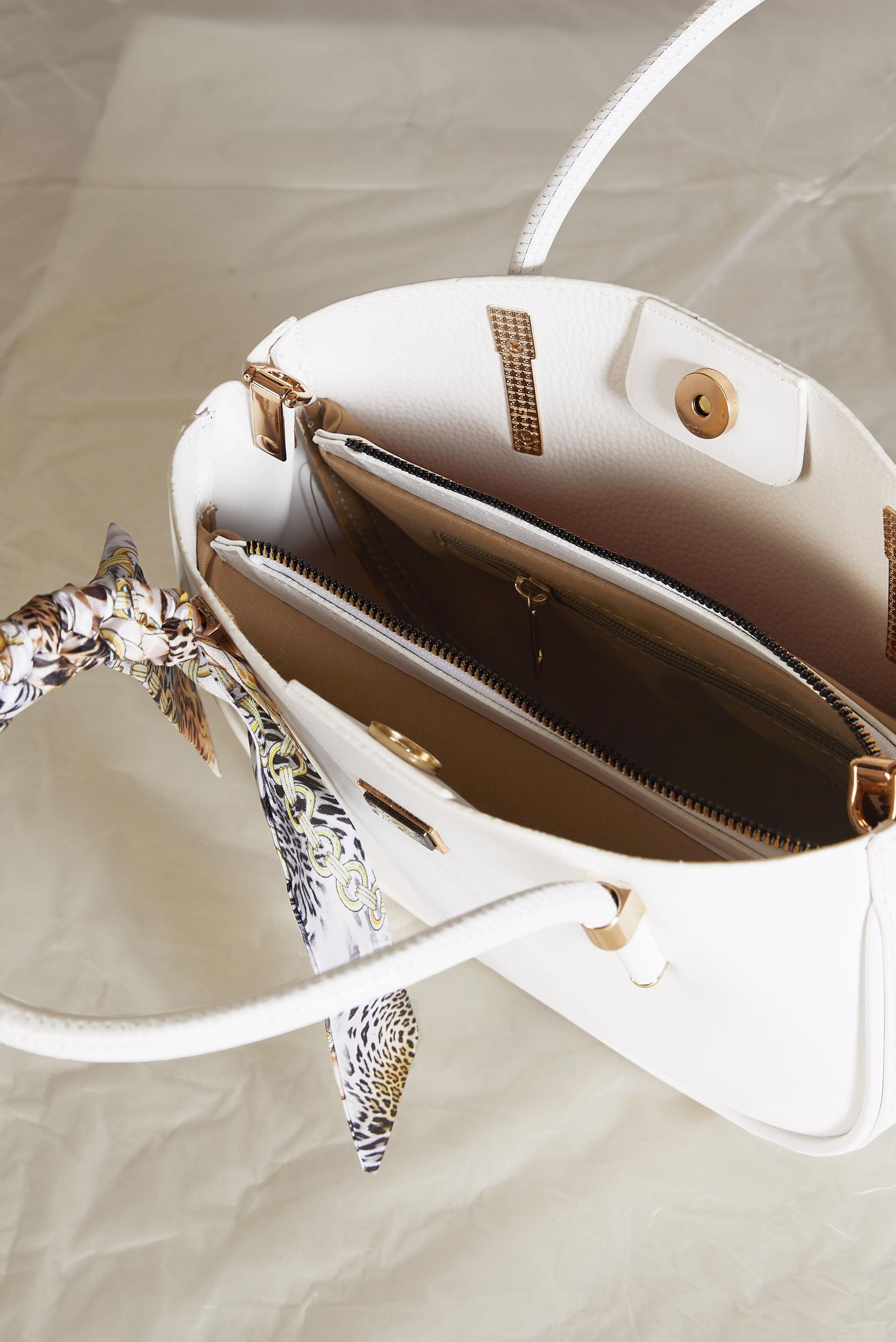 Tesettür giyim BEYAZ FULAR DETAYLI ÇANTA 3090