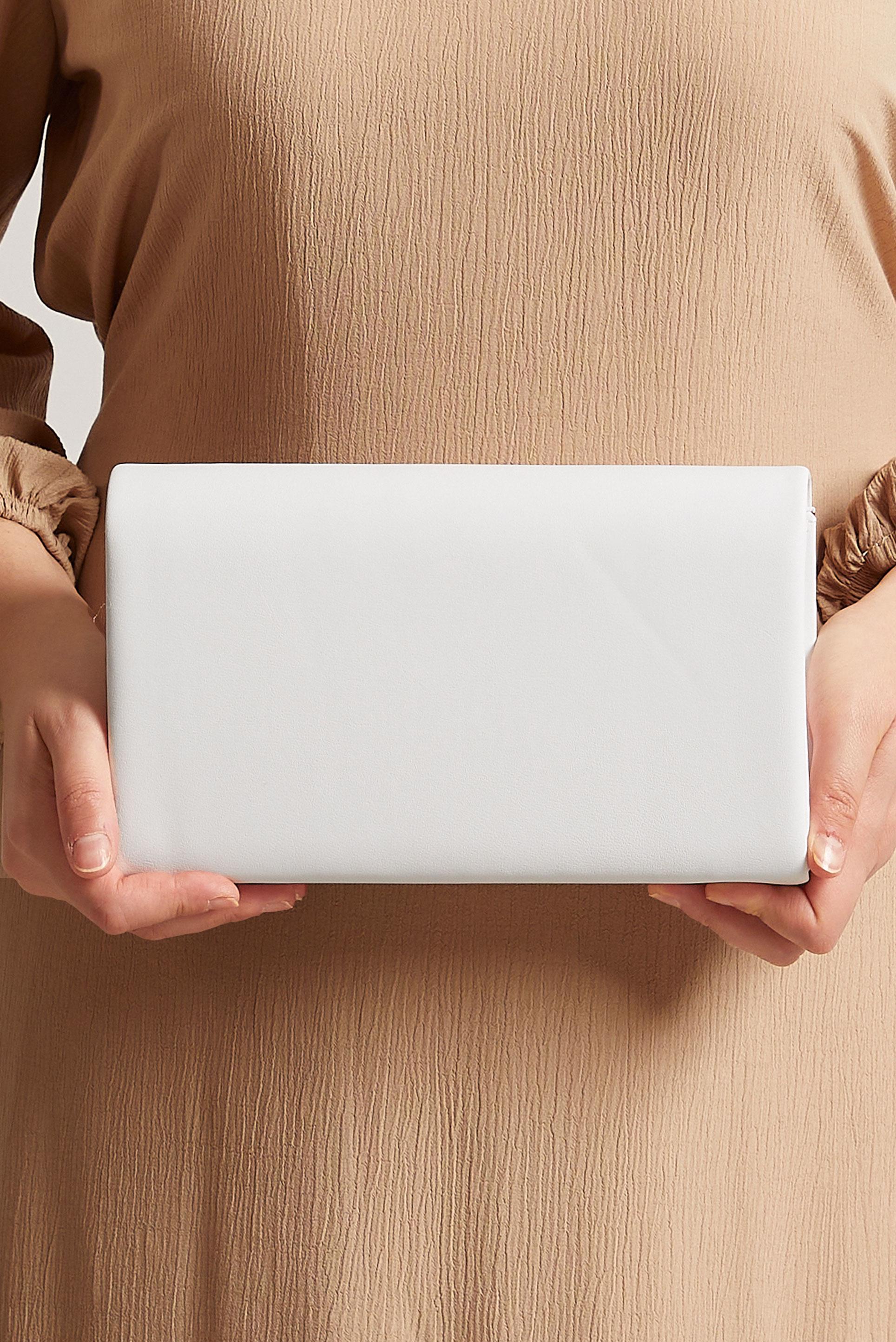 Tesettür giyim BEYAZ ALVİNA ABİYE ÇANTA 408