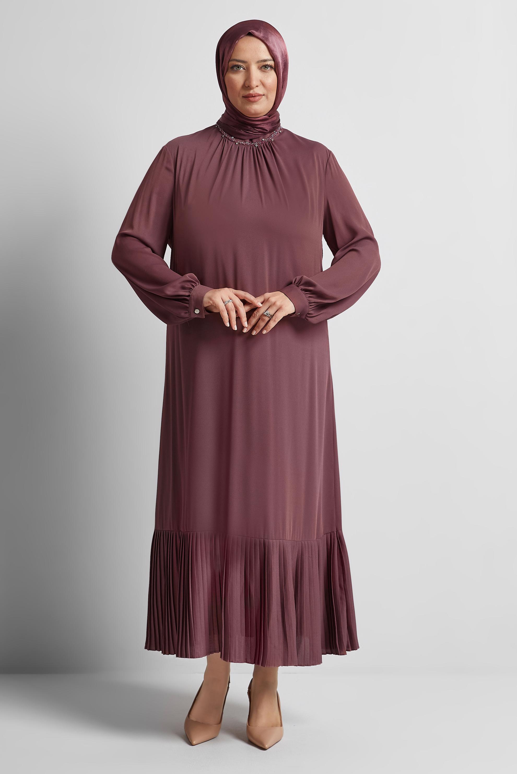 Tesettür giyim PEMBE PİLİSE DETAYLI BÜYÜK BEDEN ELBİSE 20541