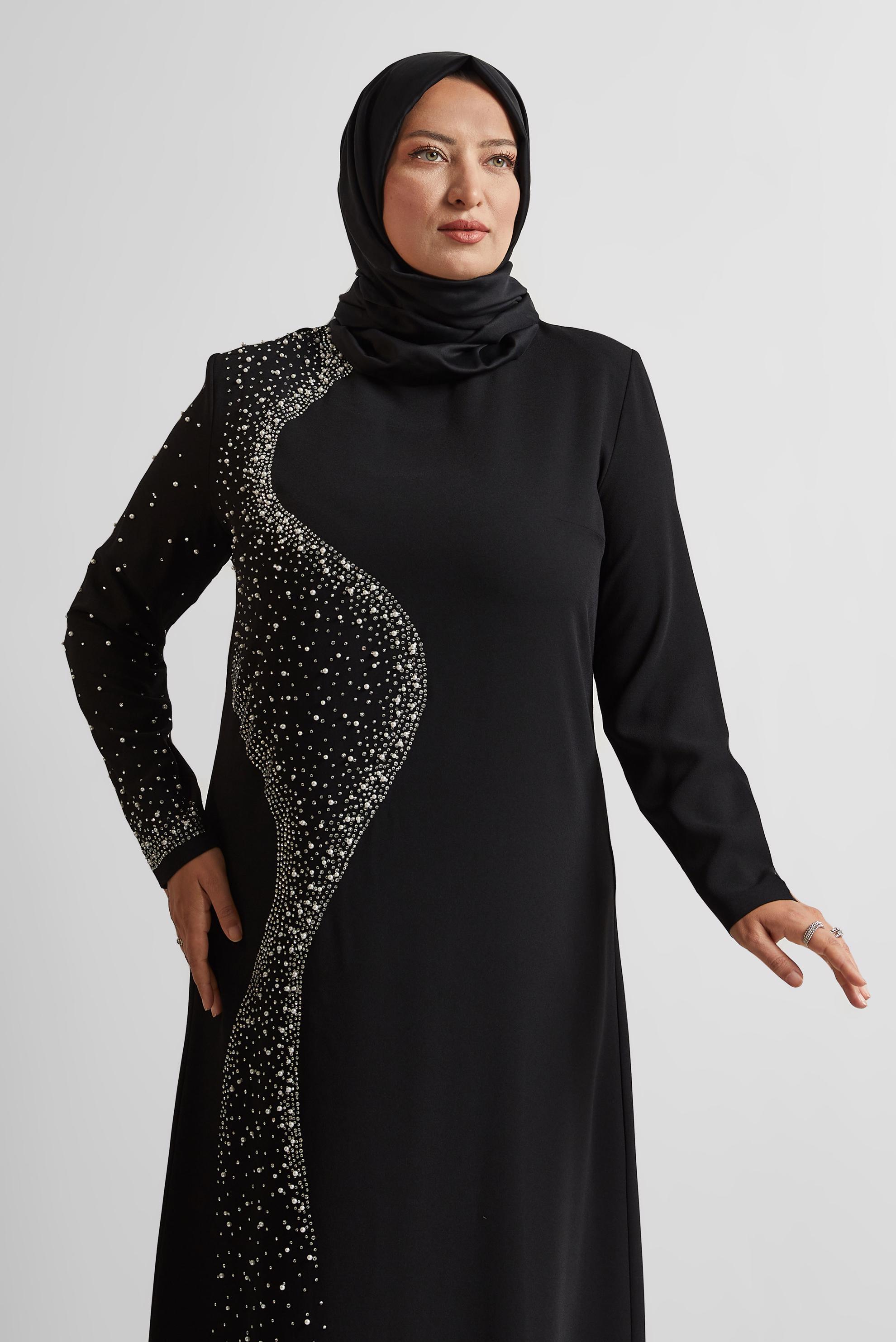 Vêtements hijab NOIR ROBE GRANDE TAILLE AVEC BIJOU 20701