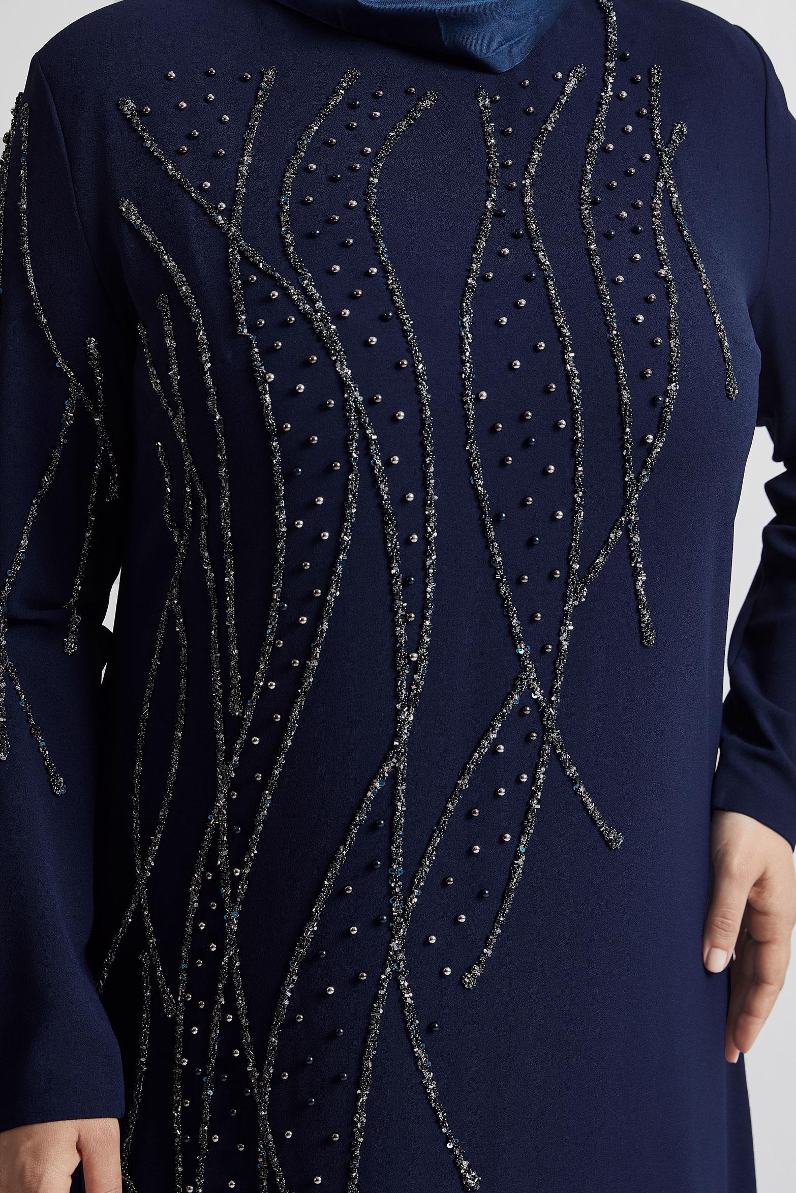 Vêtements hijab BLEU MARINE ROBE BRODÉE DE PIERRES PRÉCIEUSES 20702