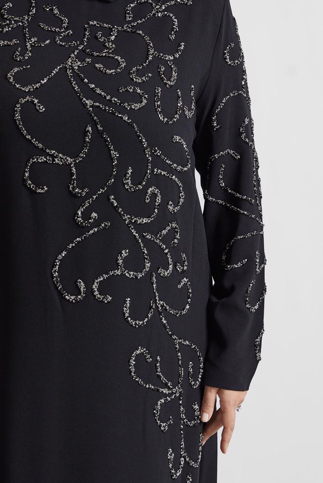 Tesettür giyim SİYAH TAŞLI BÜYÜK BEDEN ELBİSE 20703 - ALVİNA