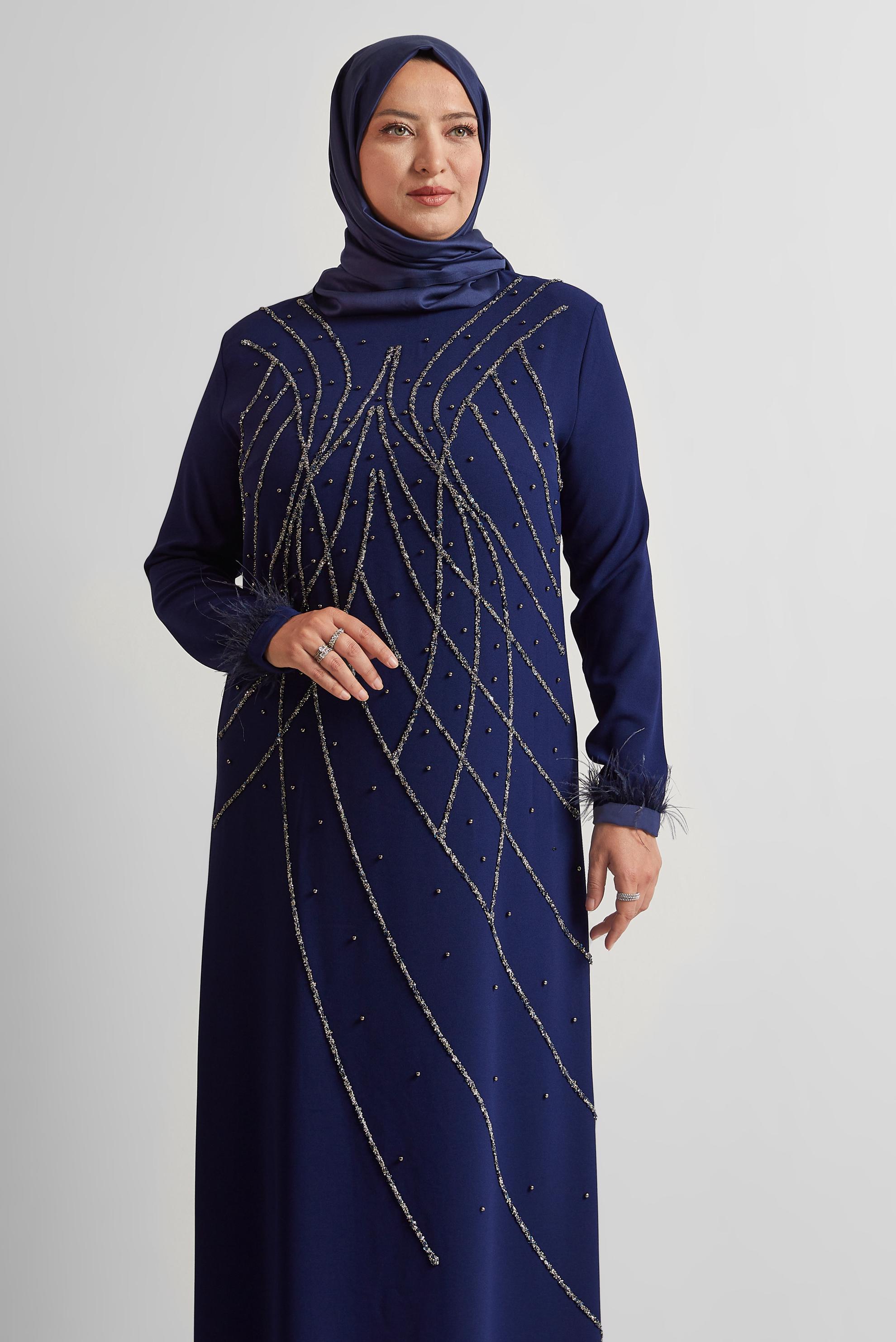 Vêtements hijab BLEU MARINE ROBE AVEC DÉTAILS DE PIERRES PRÉCIEUSES 20705