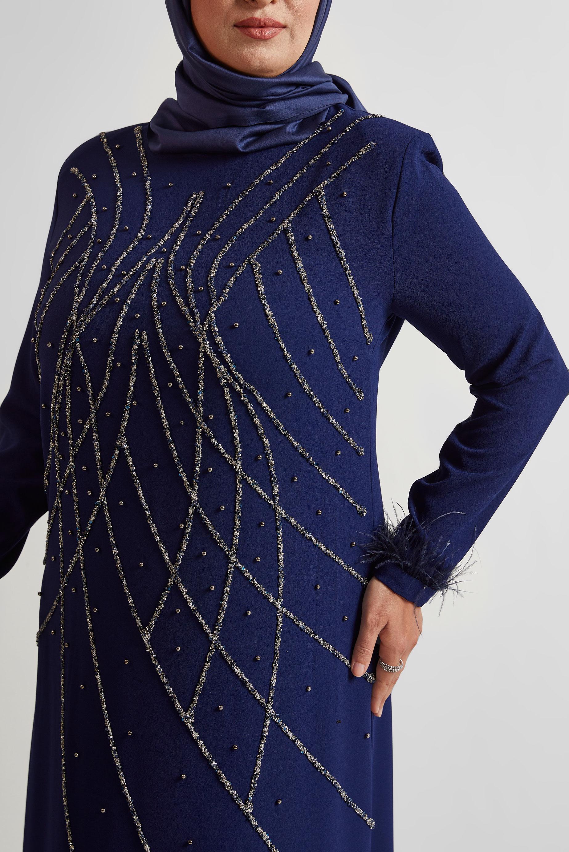 Vêtements hijab BLEU MARINE ROBE AVEC DÉTAILS DE PIERRES PRÉCIEUSES 20705