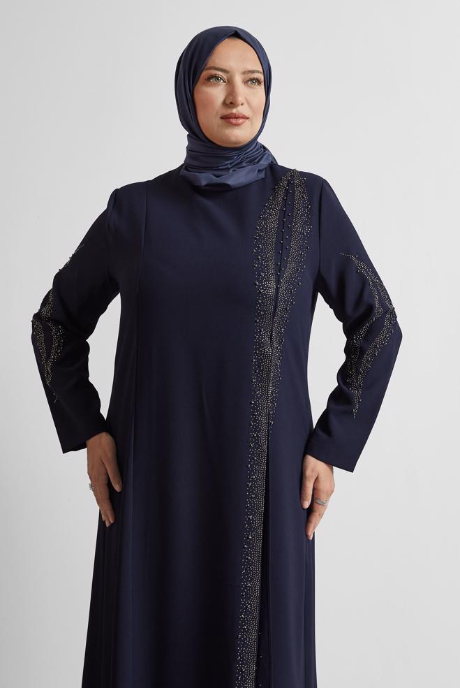 Tesettür giyim LACİVERT TAŞ DETAYLI BÜYÜK BEDEN ELBİSE 20718 - ALVİNA