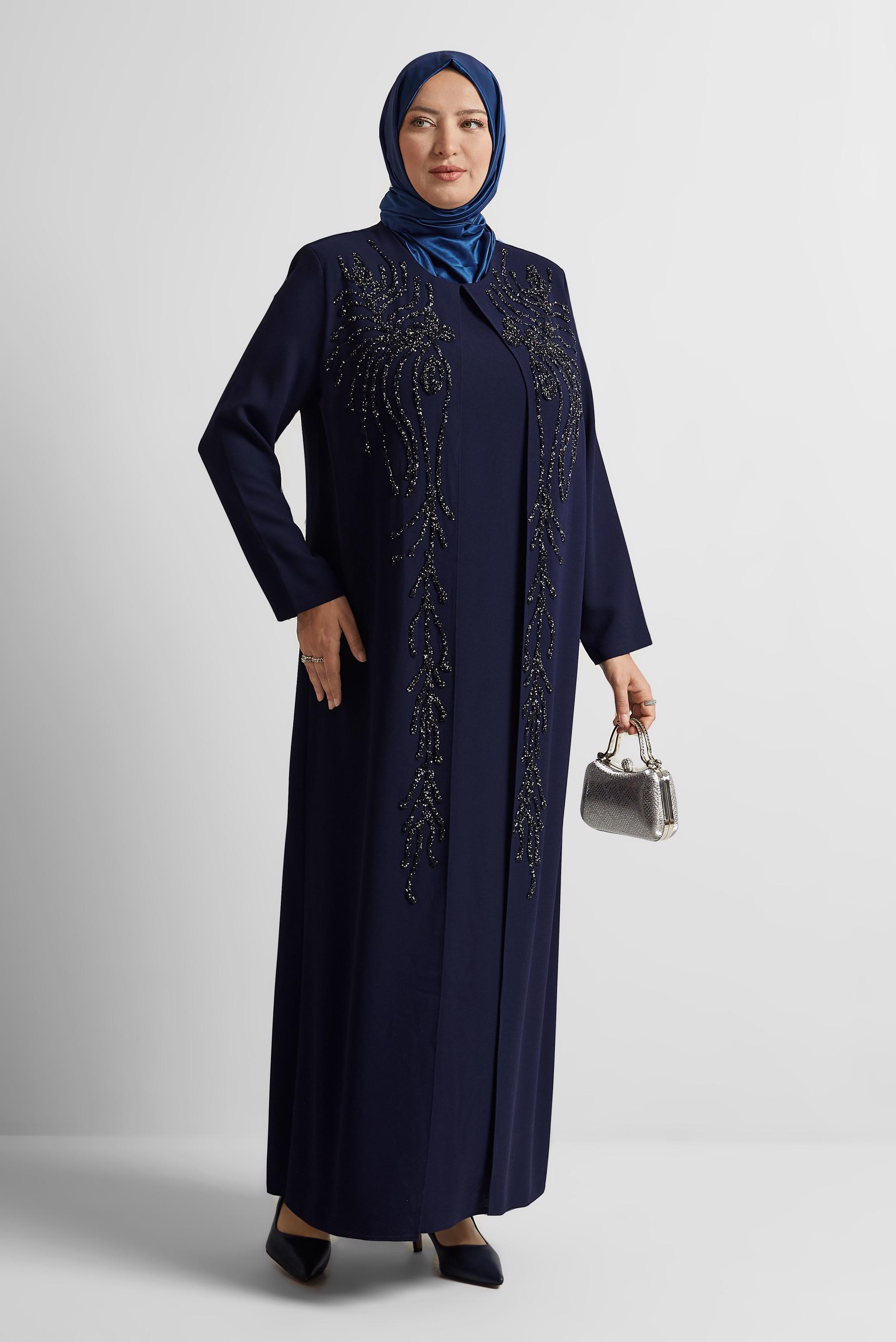 Vêtements hijab BLEU MARINE ROBE BRODÉE DE PIERRES PRÉCIEUSES 20719