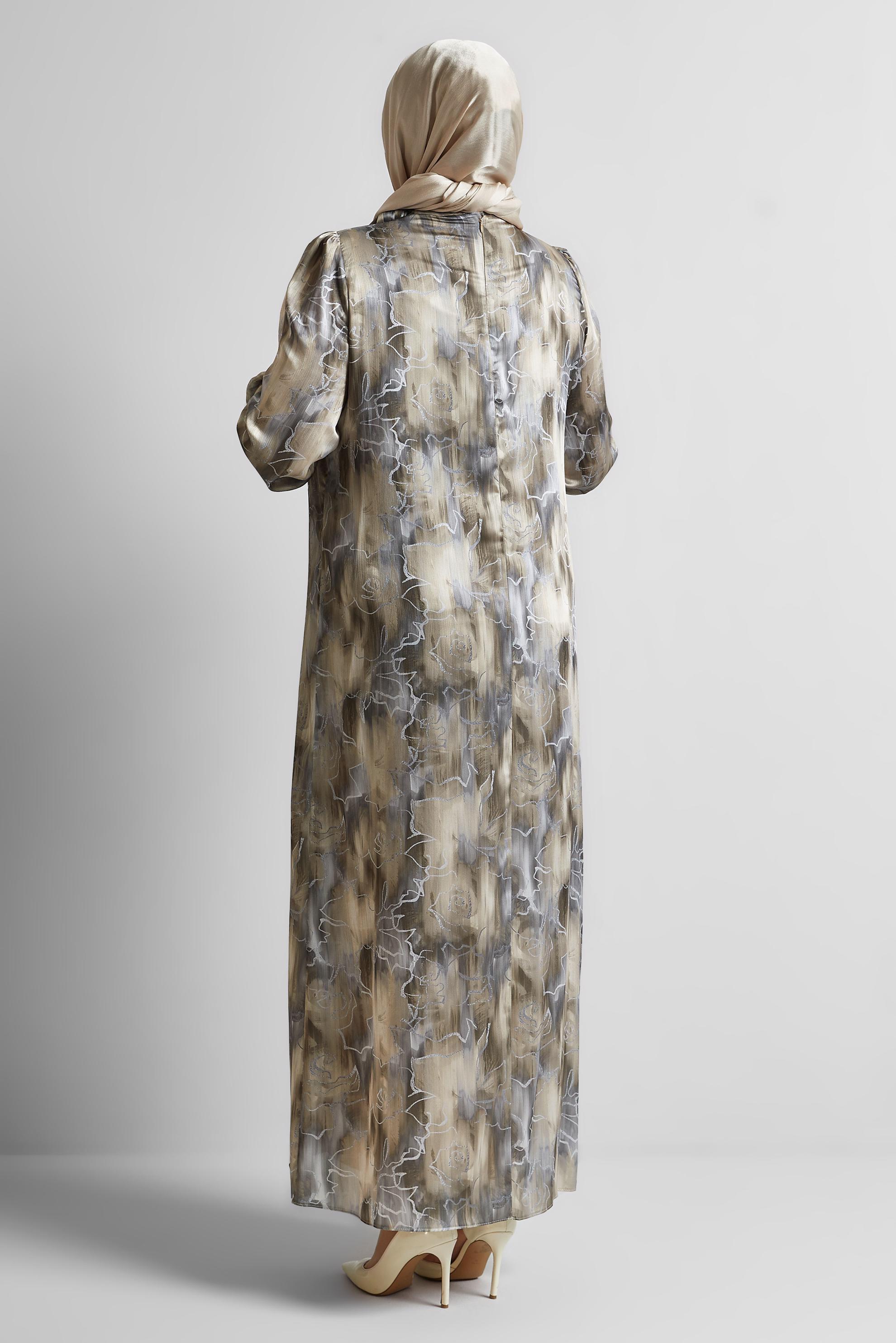 Vêtements hijab VISON ROBE EN SATIN À MOTIFS 20725