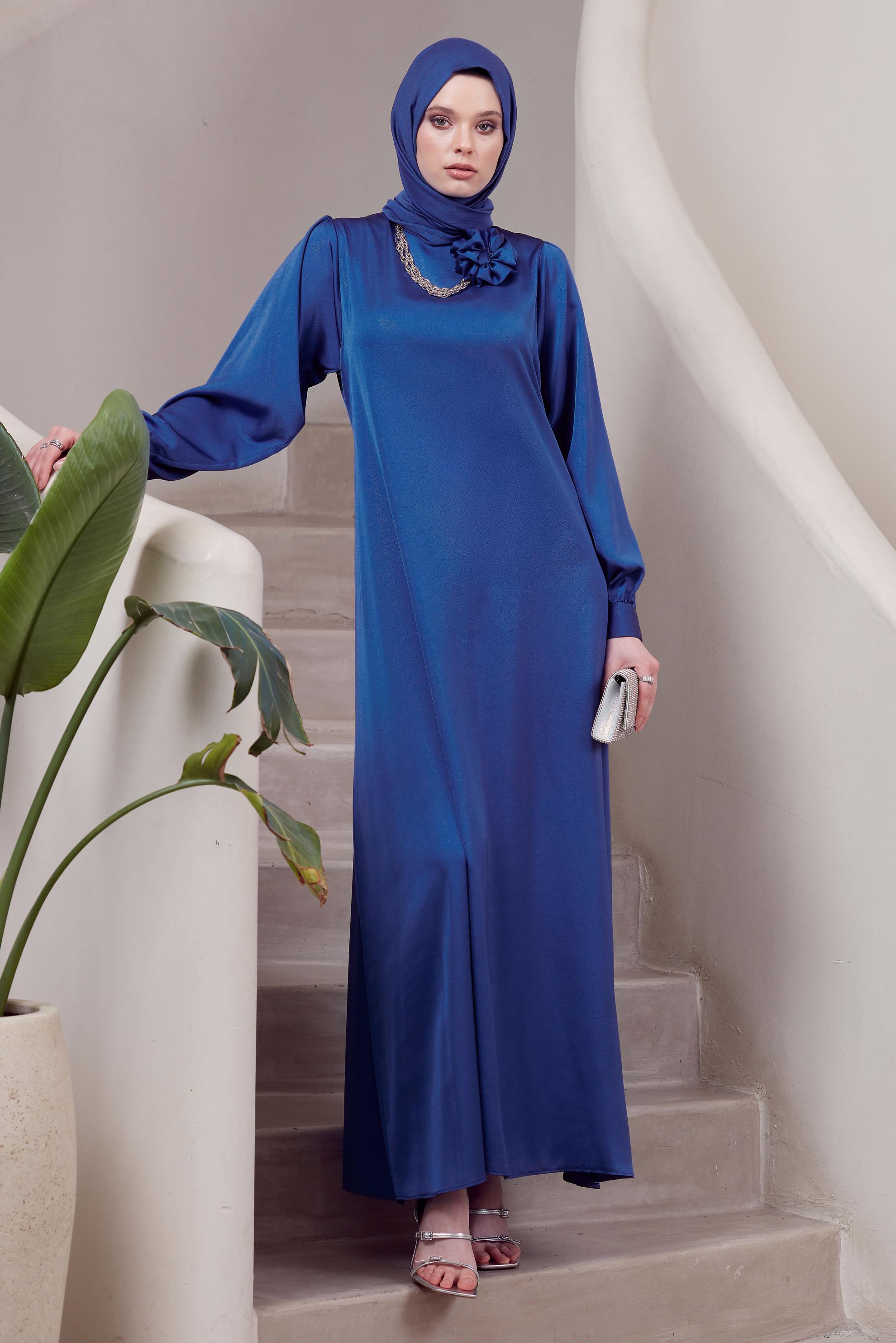 Hijab clothing NAVY BLUE DRESS WITH BROOCH DETAIL 44631