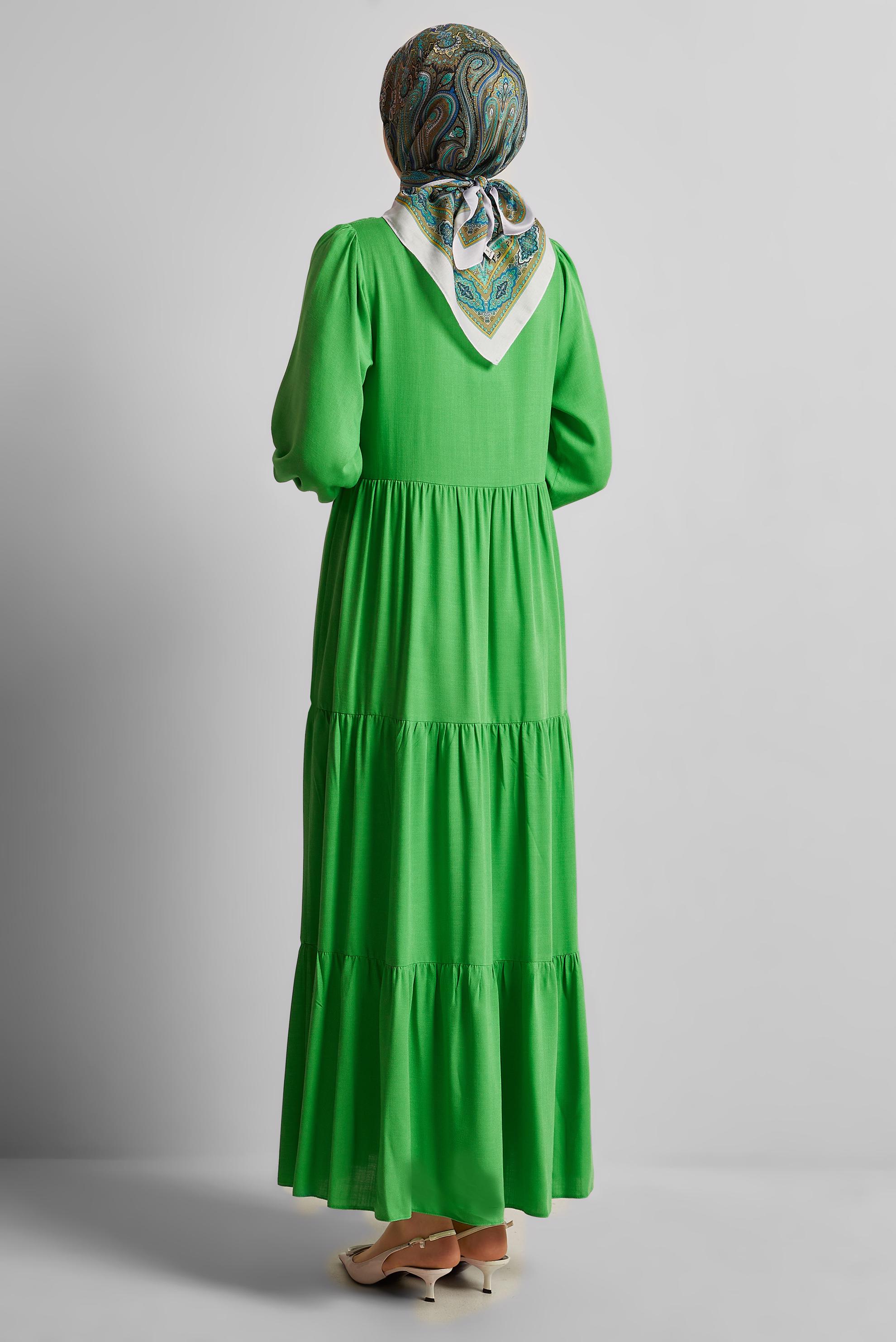 Vêtements hijab VERT ROBE AVEC DÉTAILS DE BRODERIE 44665