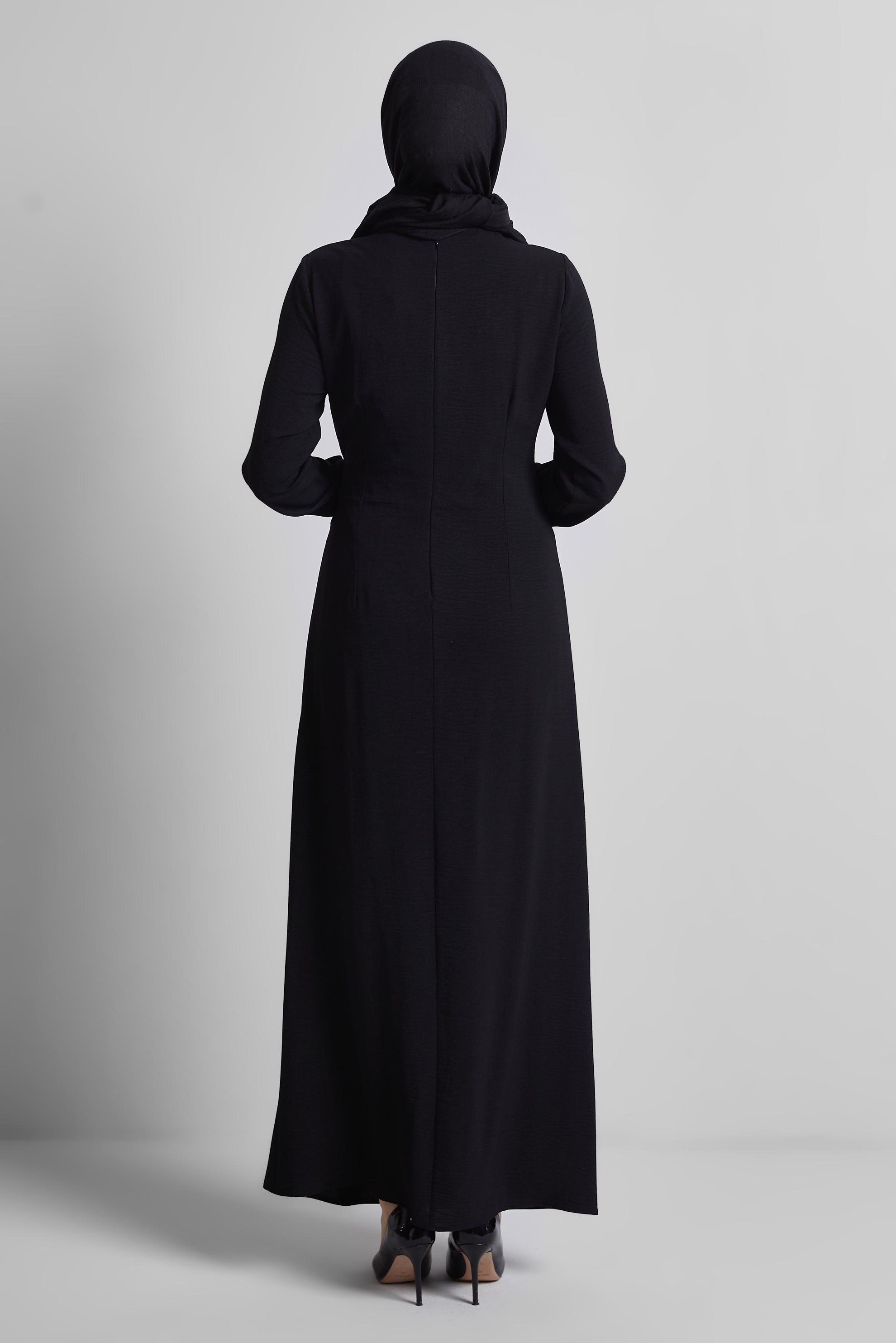 Tesettür giyim SİYAH KUŞAKLI ELBİSE 44684