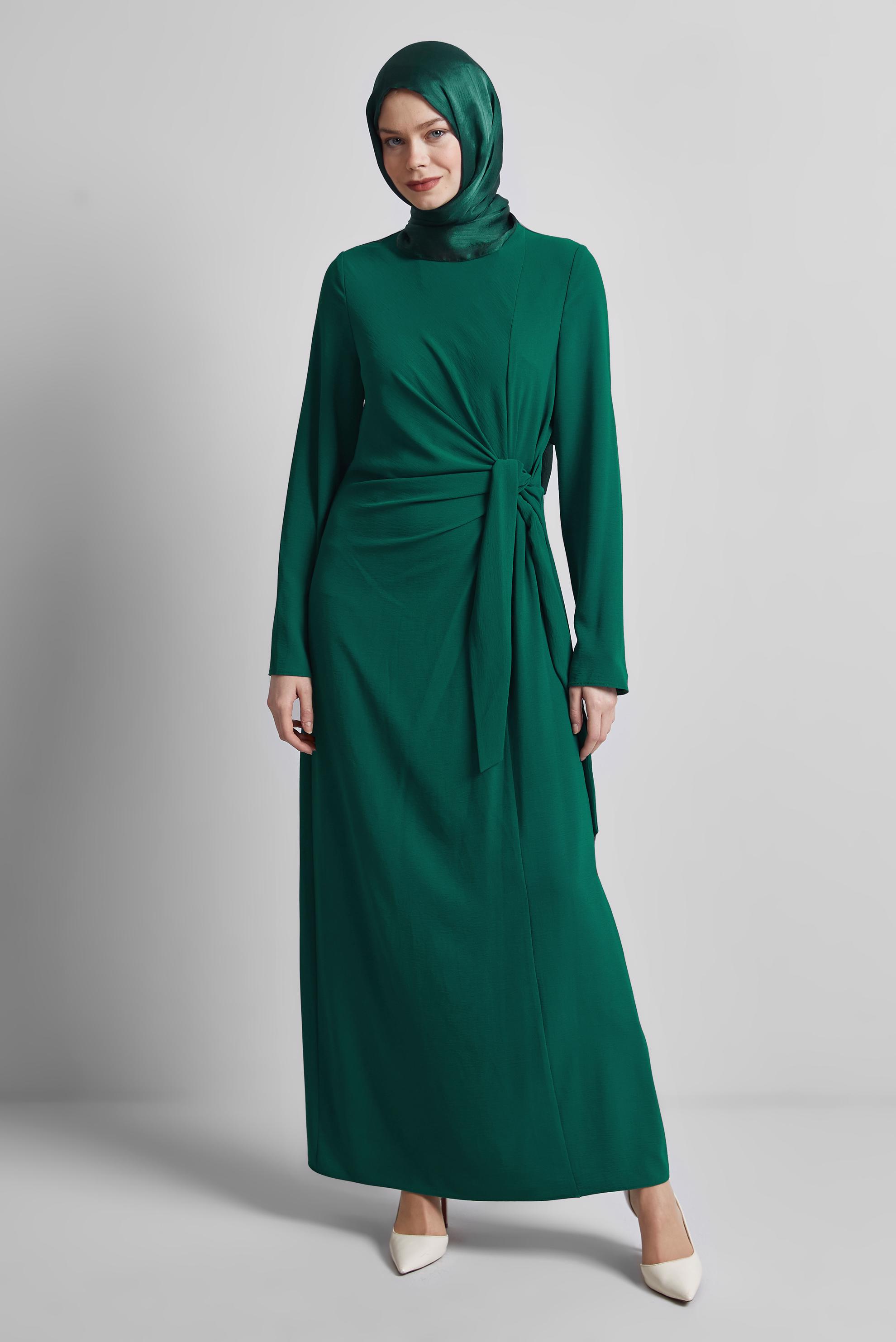 Tesettür giyim YEŞİL KUŞAKLI ELBİSE 44684