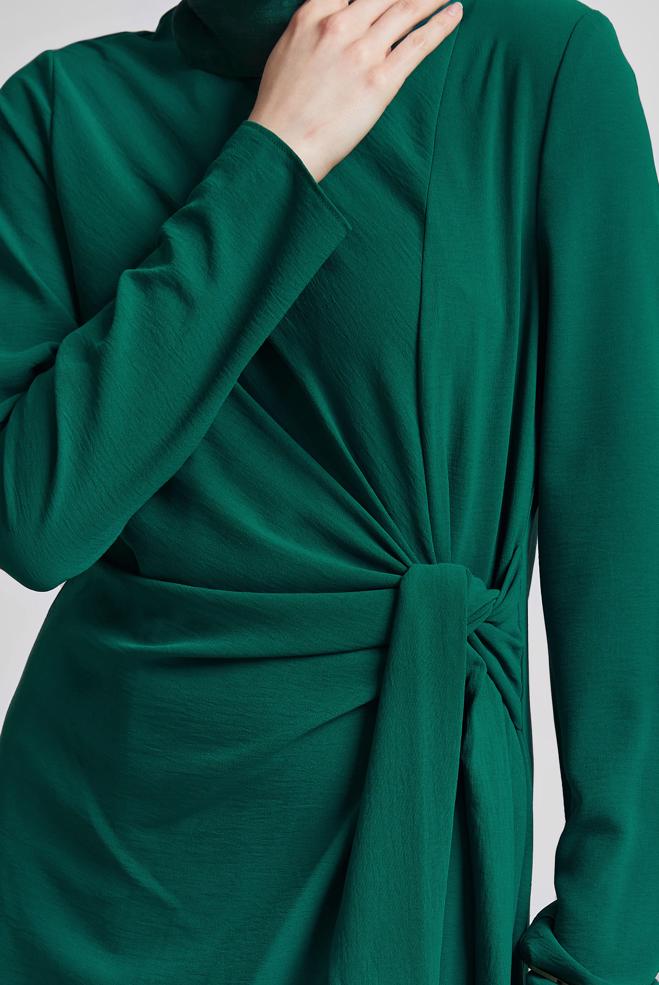 Hijab-Kleidung GRÜN KLEID MIT GÜRTEL 44684 - ALVİNA