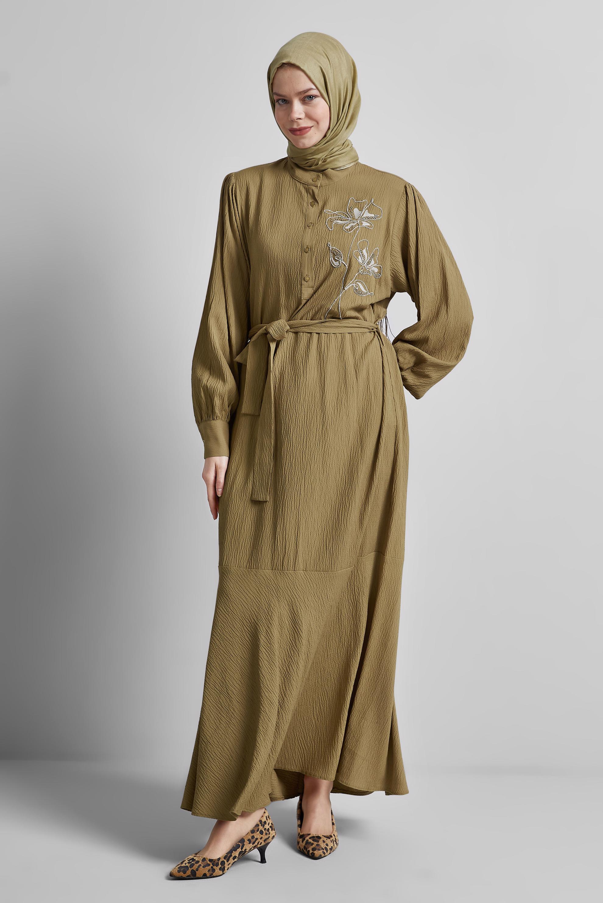 Tesettür giyim KAHVE KUŞAKLI ELBİSE 44688
