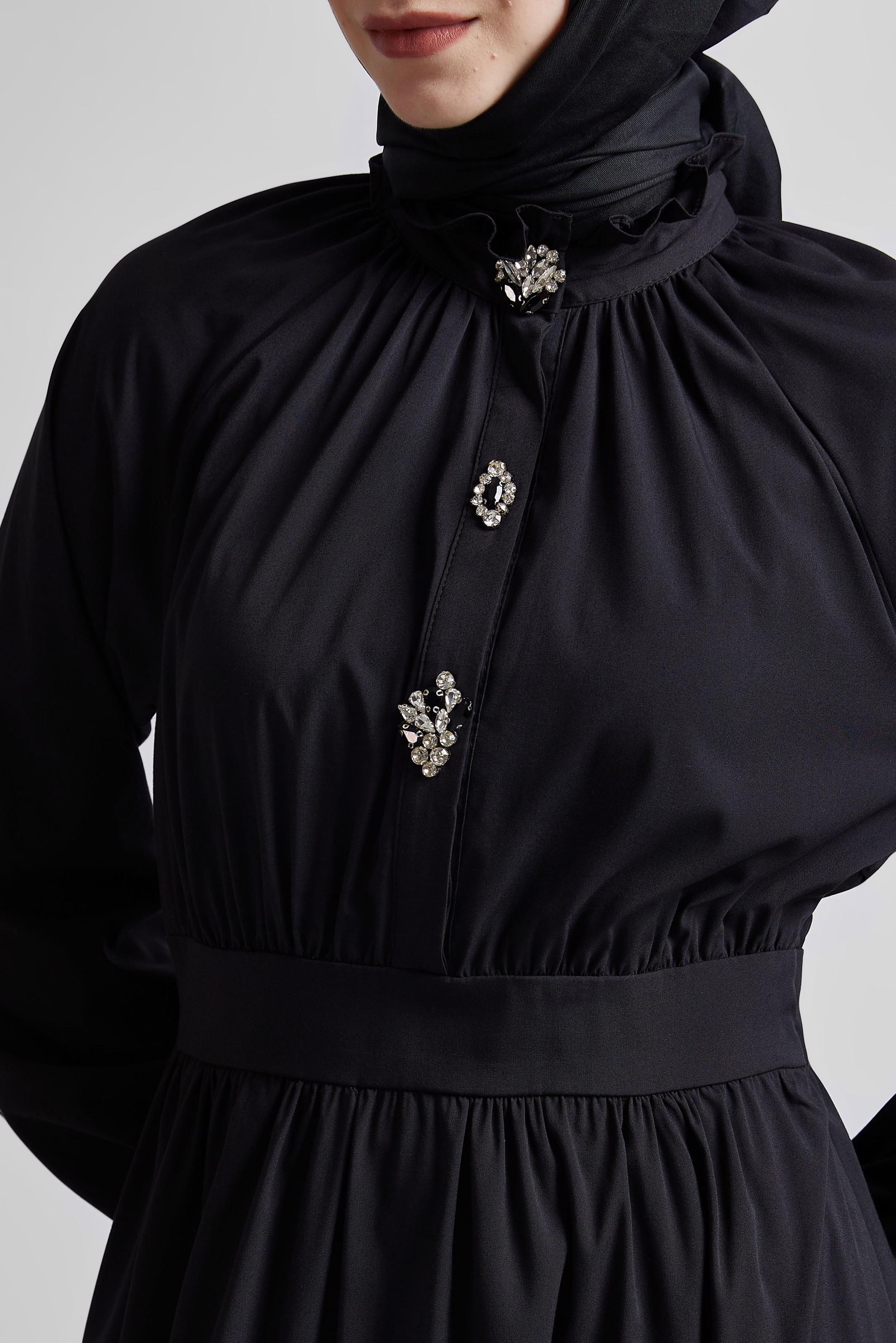 Tesettür giyim SİYAH TAŞ DETAYLI ELBİSE 44695