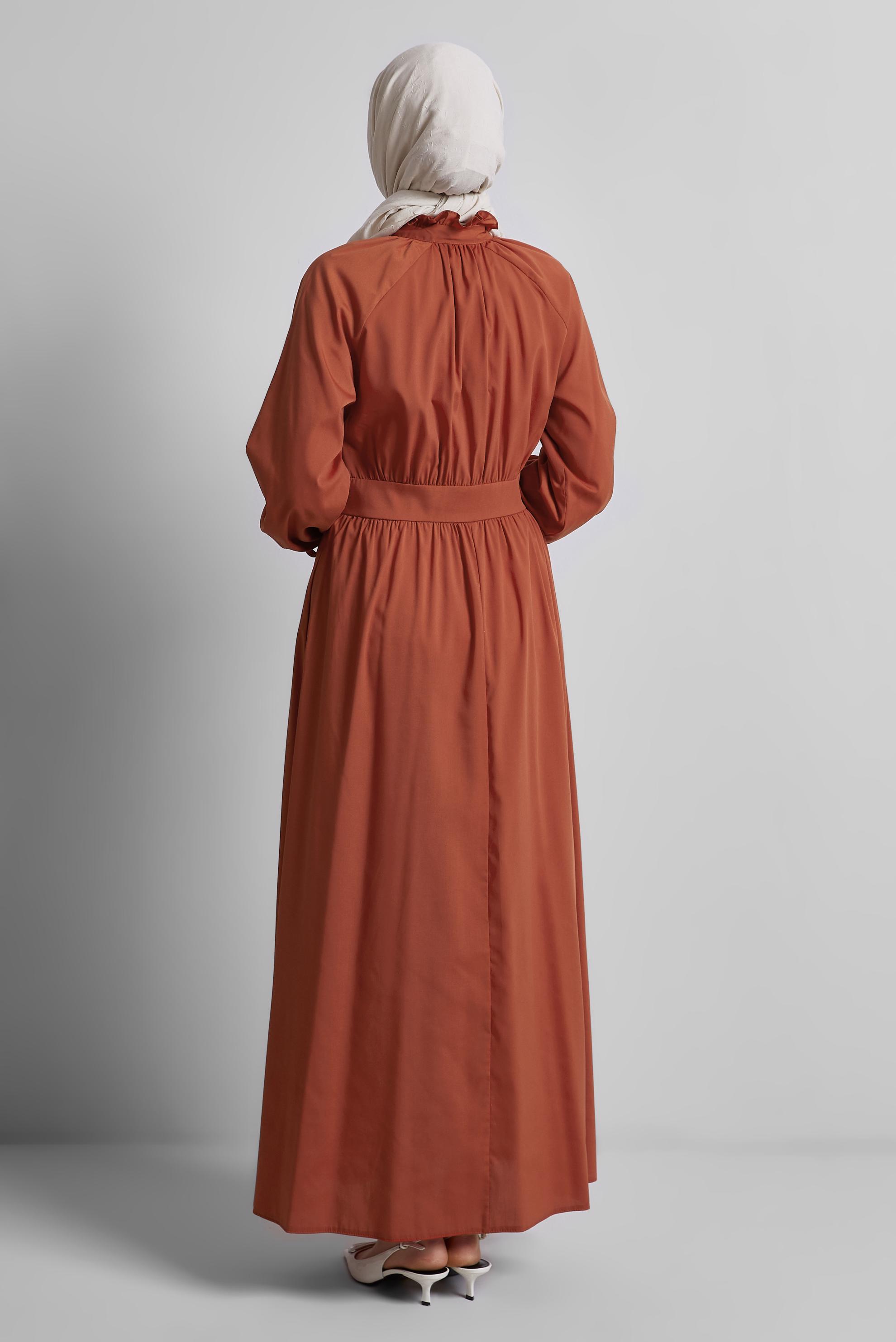 Tesettür giyim TURUNCU TAŞ DETAYLI ELBİSE 44695