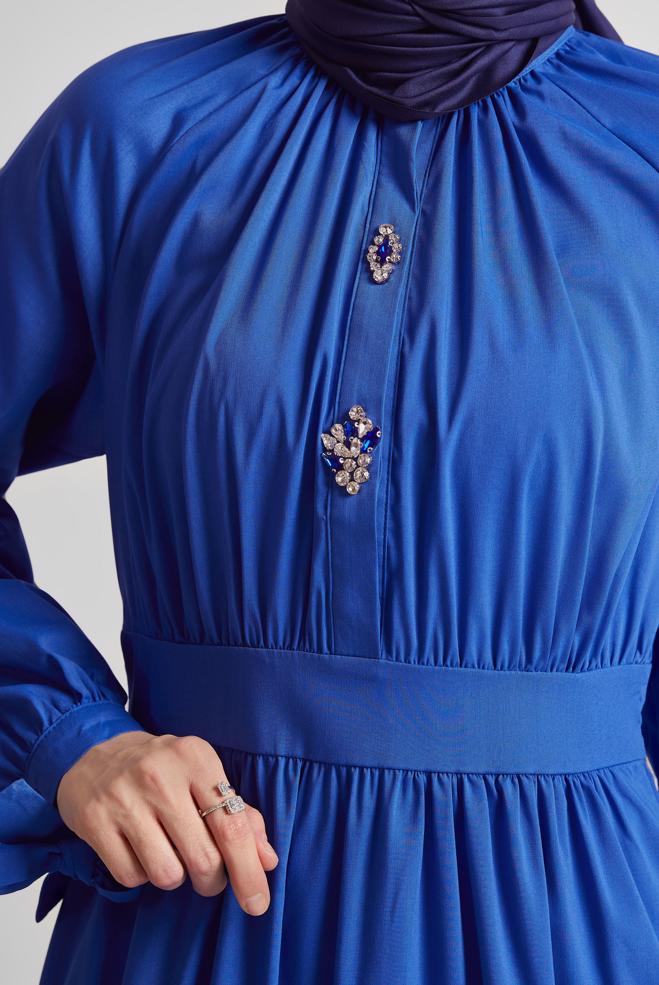 Vêtements hijab BLEU ROBE AVEC DÉTAIL DE BIJOUX 44695 - ALVİNA