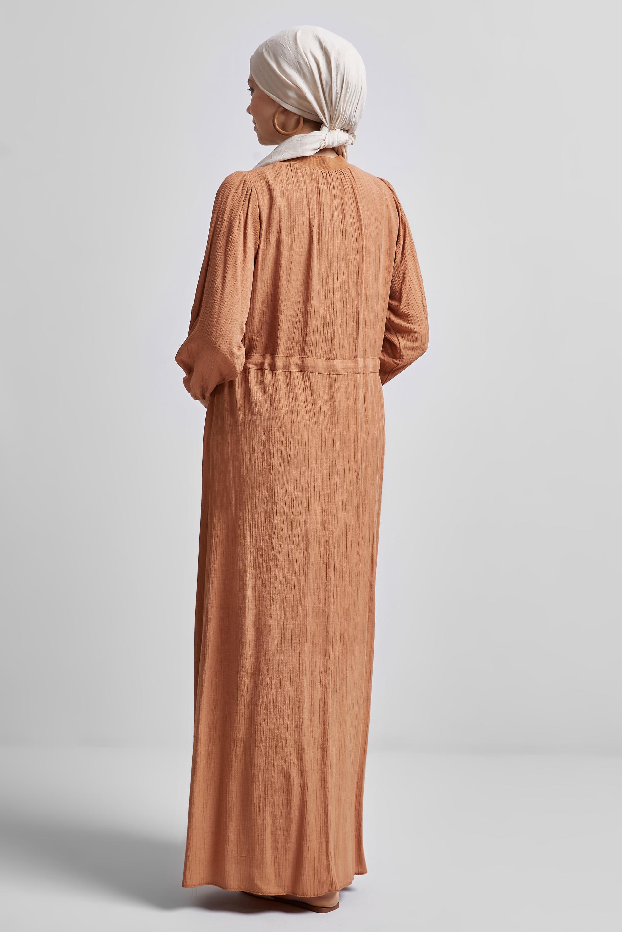 Tesettür giyim TABA BELİ BAĞCIKLI ELBİSE 44710