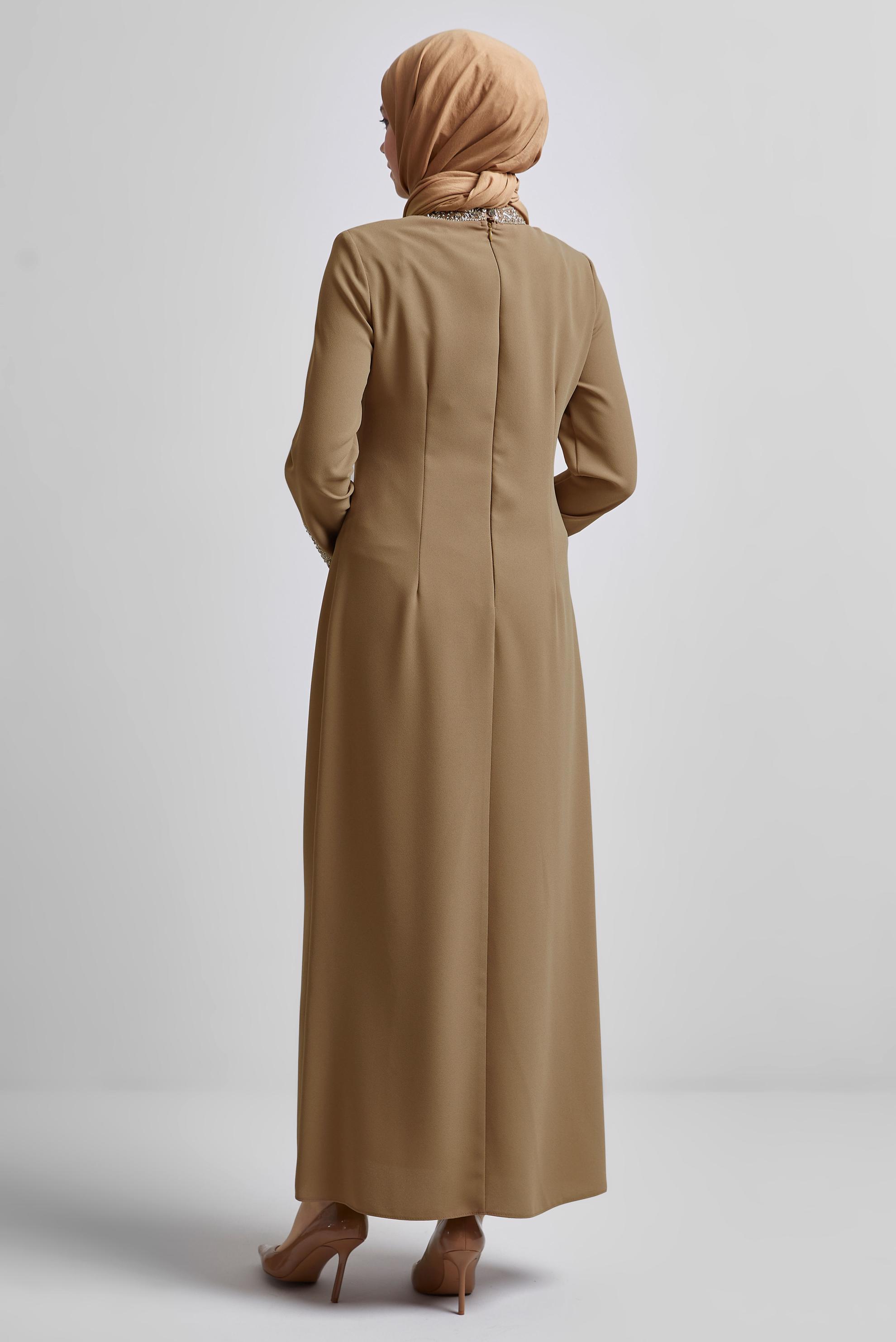 Tesettür giyim KAHVE TAŞ BASKILI ELBİSE 45223