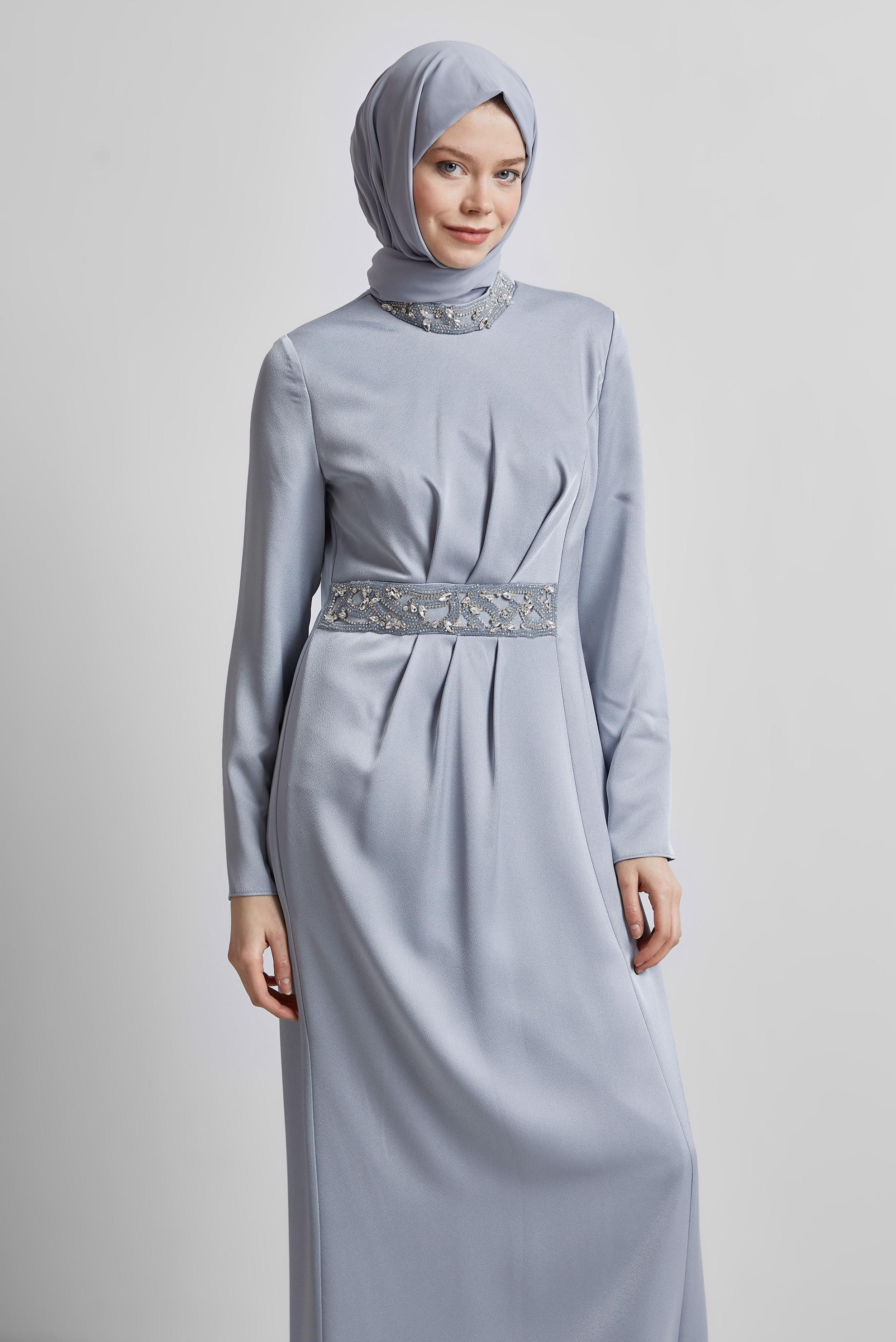 Vêtements hijab GRIS ROBE DE SOIRÉE AVEC BIJOU 45321