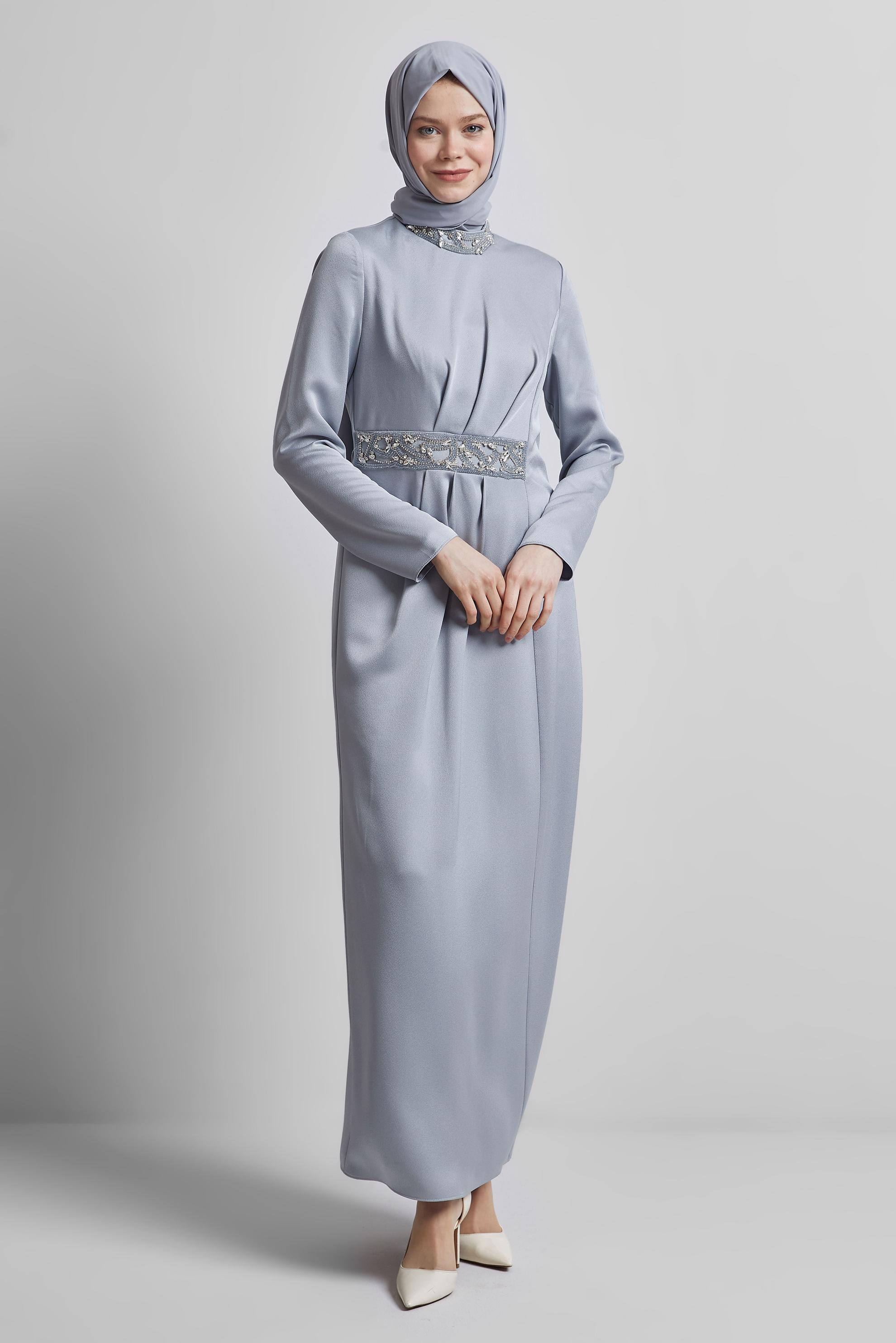 Vêtements hijab GRIS ROBE DE SOIRÉE AVEC BIJOU 45321
