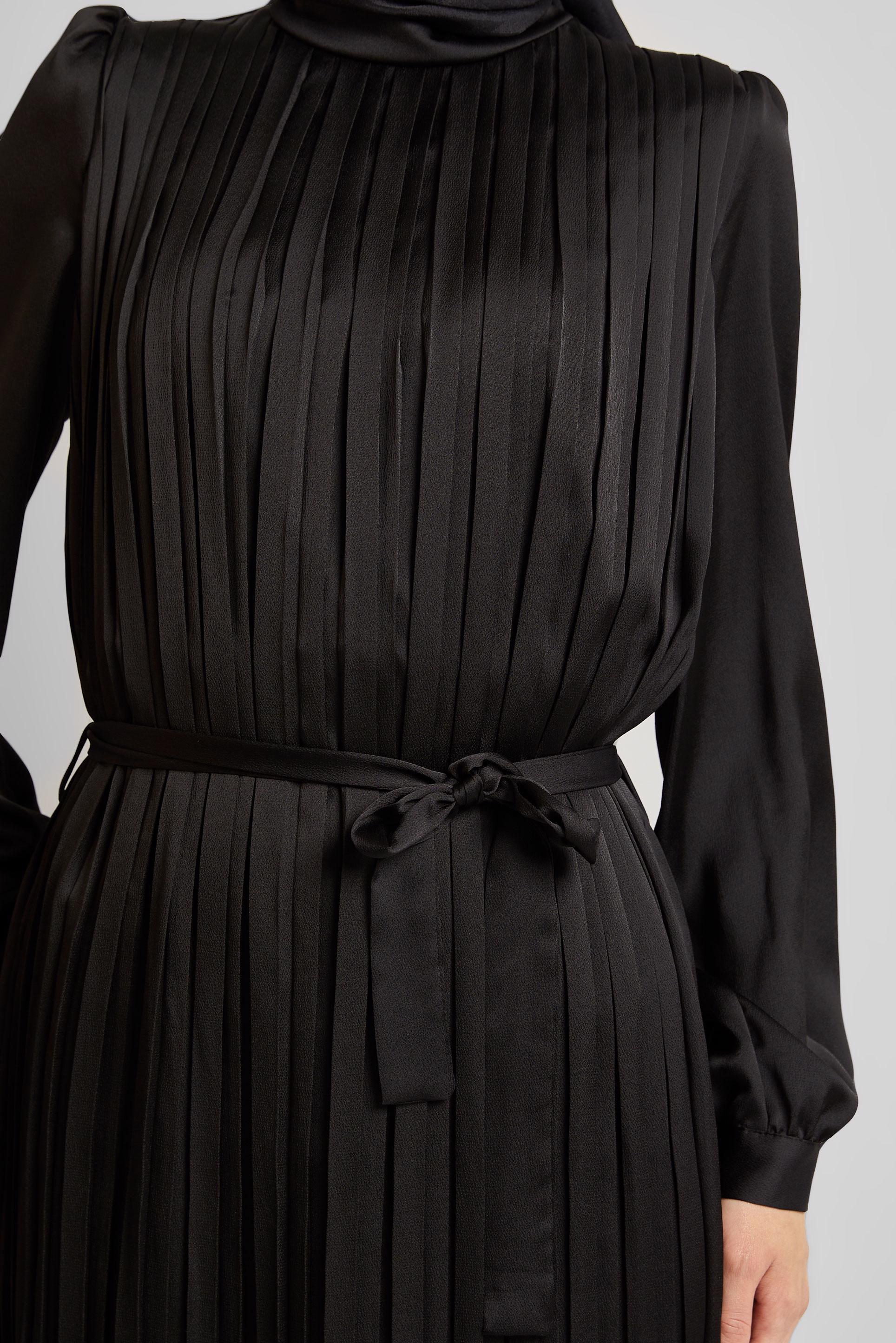 Tesettür giyim SİYAH KUŞAKLI SATEN ELBİSE 45327