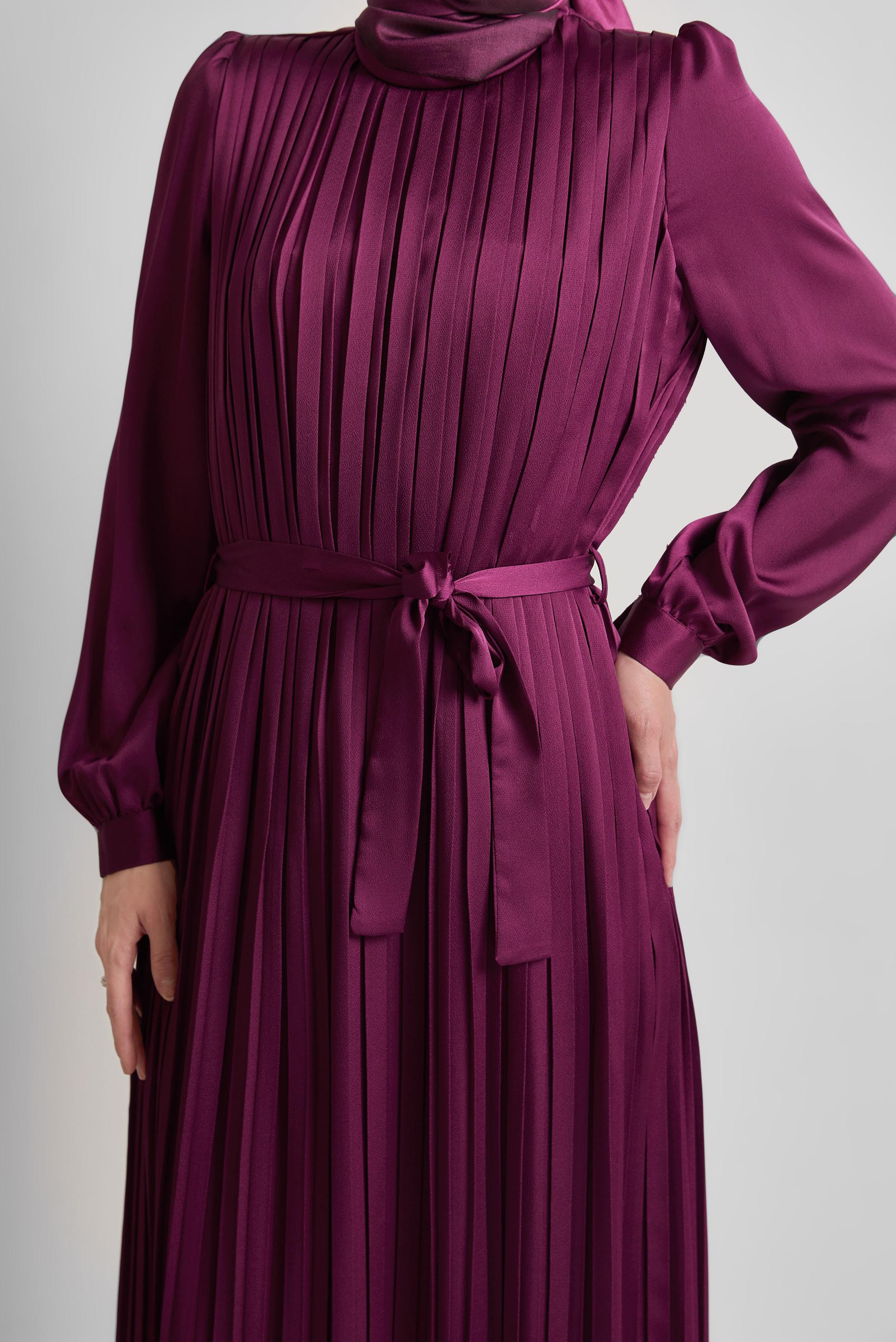 Tesettür giyim MOR KUŞAKLI SATEN ELBİSE 45327