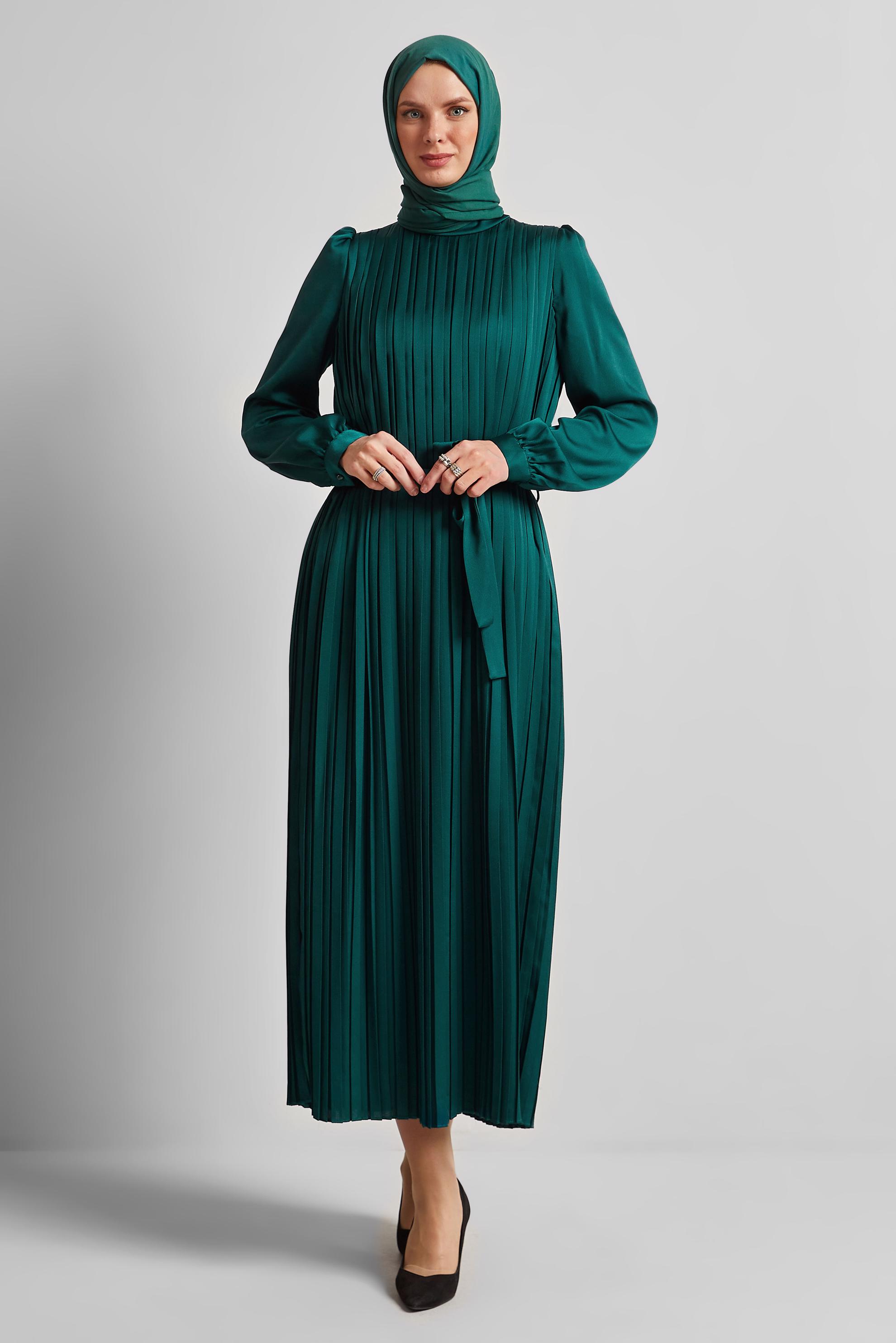 Tesettür giyim YEŞİL KUŞAKLI SATEN ELBİSE 45327