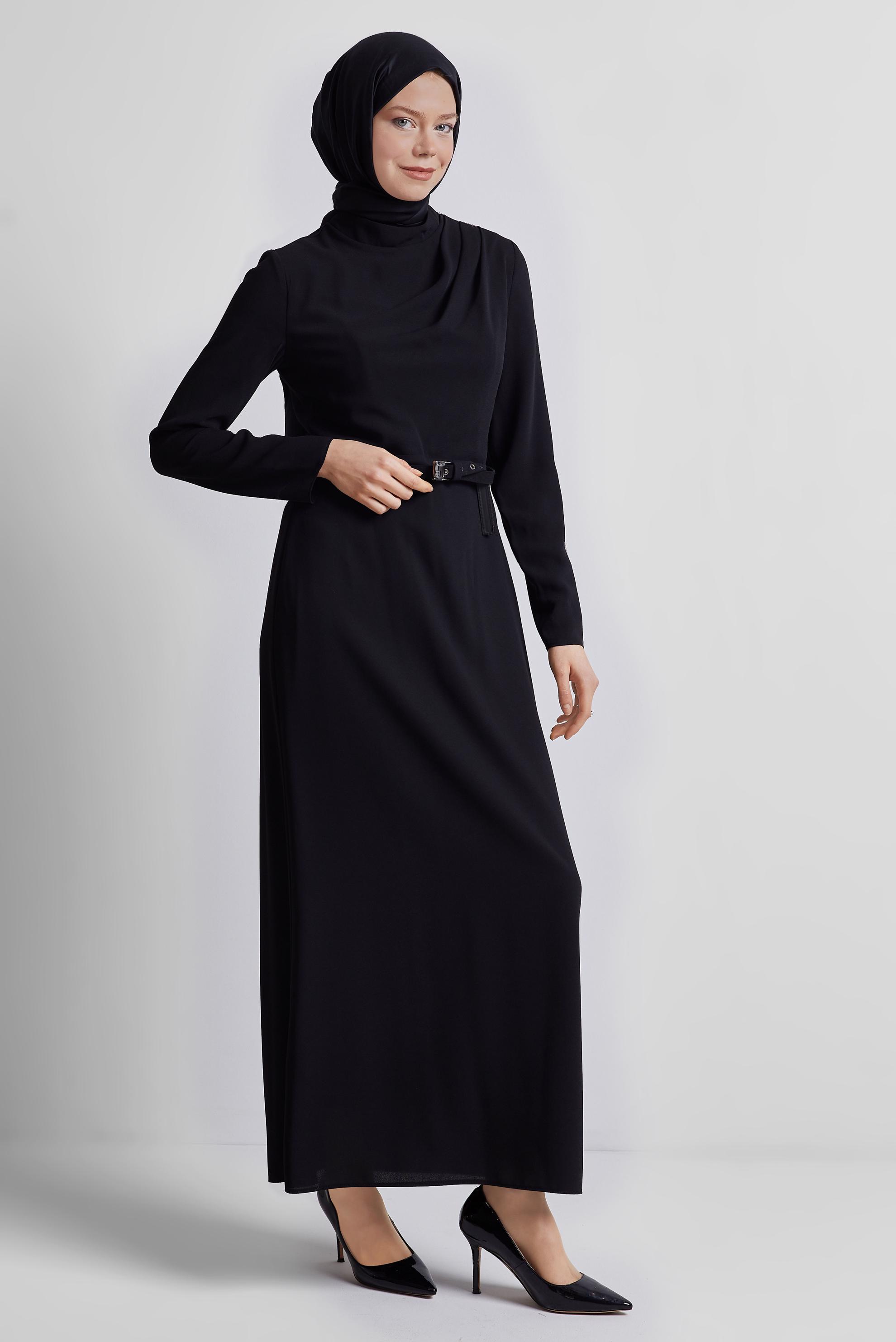 Tesettür giyim SİYAH KEMERLİ ELBİSE 45333